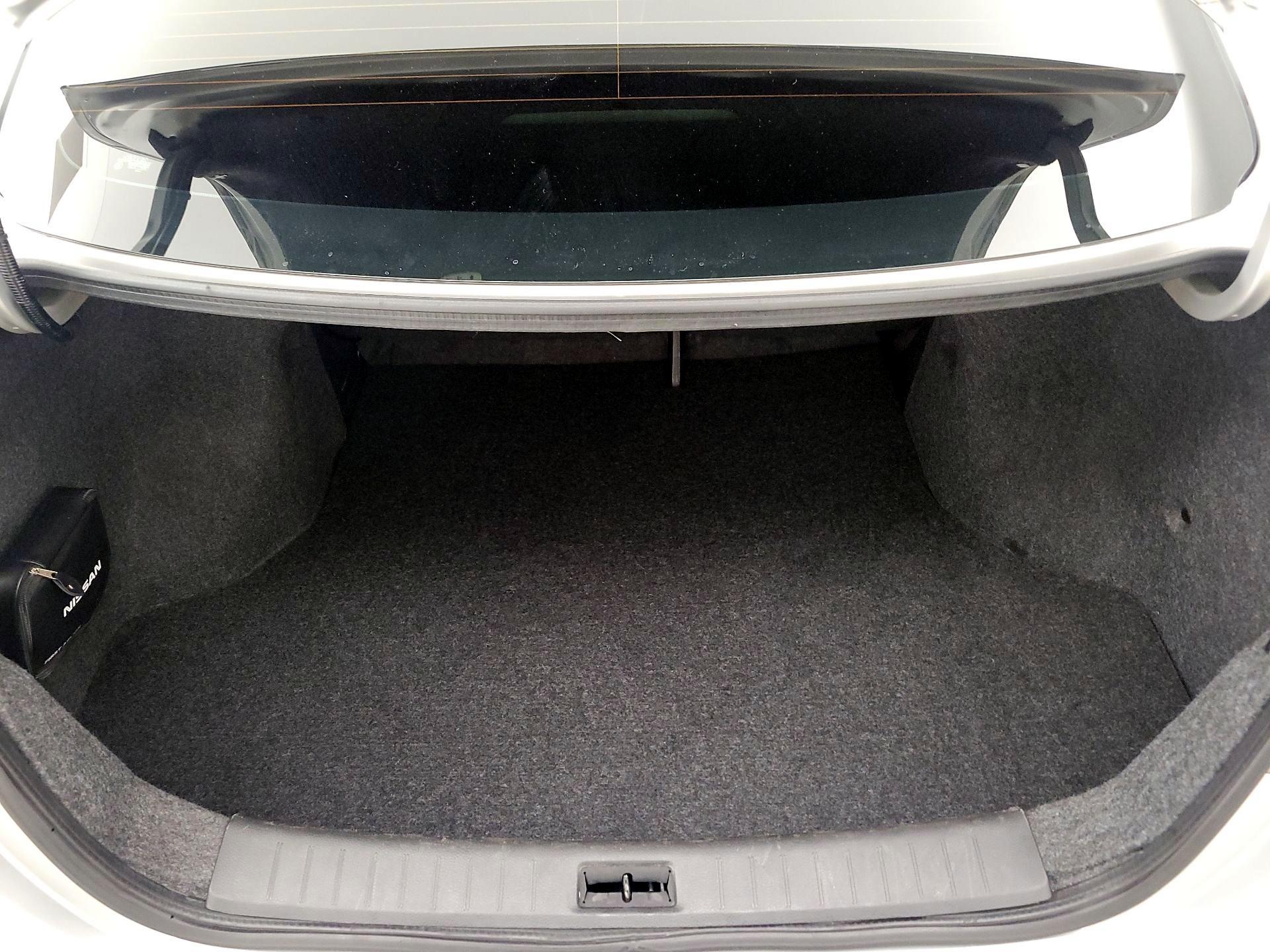 Thumbnail: 2019 Nissan Sentra - 20