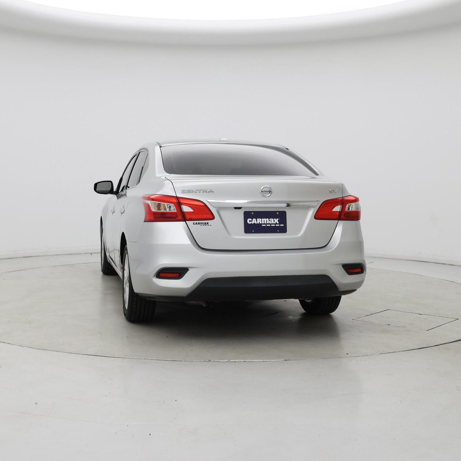 Thumbnail: 2019 Nissan Sentra - 6