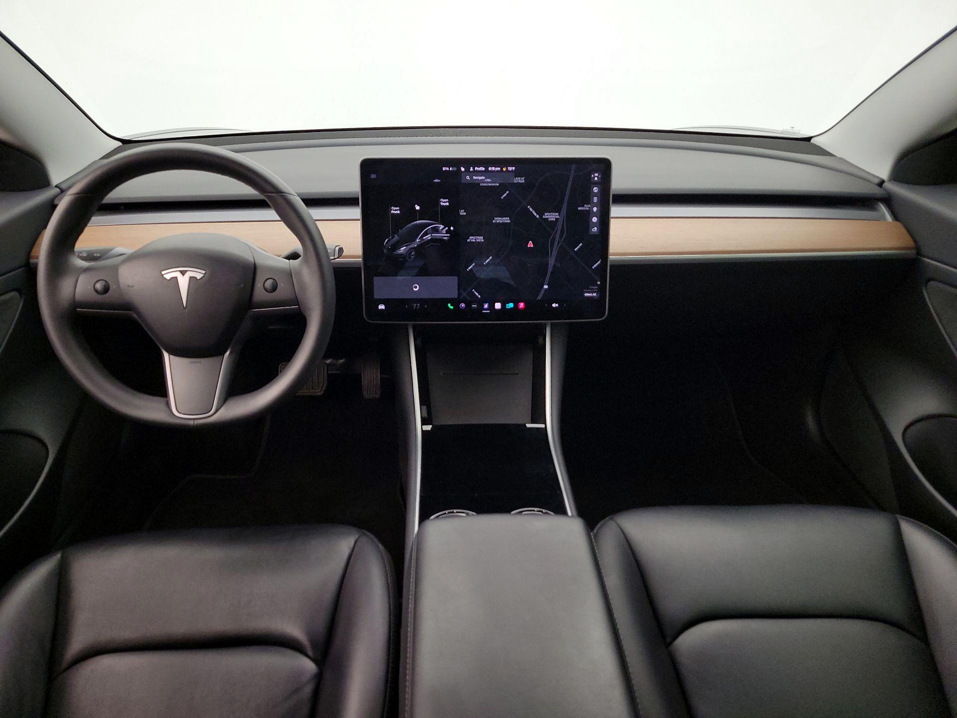 Thumbnail: 2020 Tesla Model 3 - 9