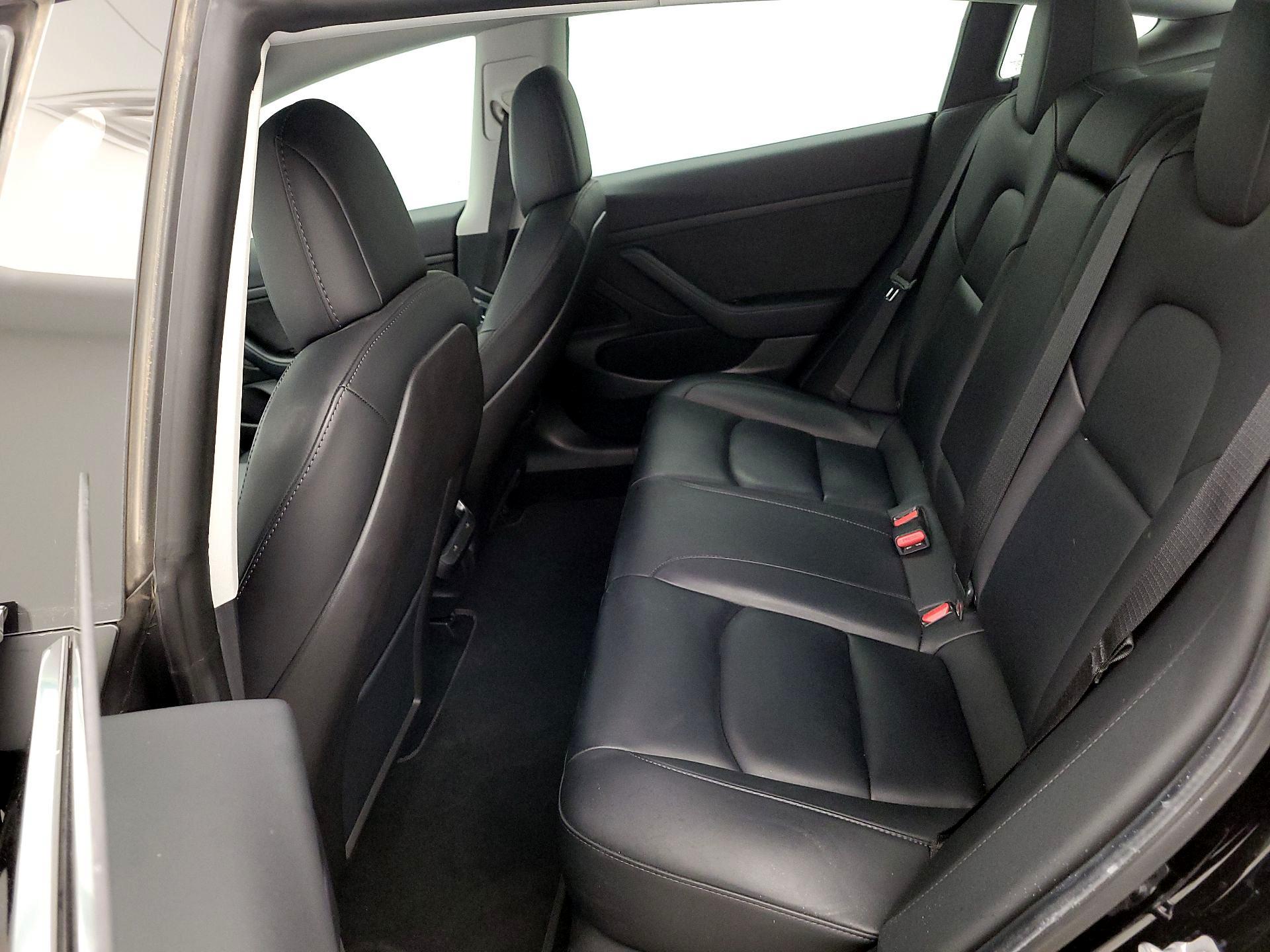 Thumbnail: 2020 Tesla Model 3 - 19