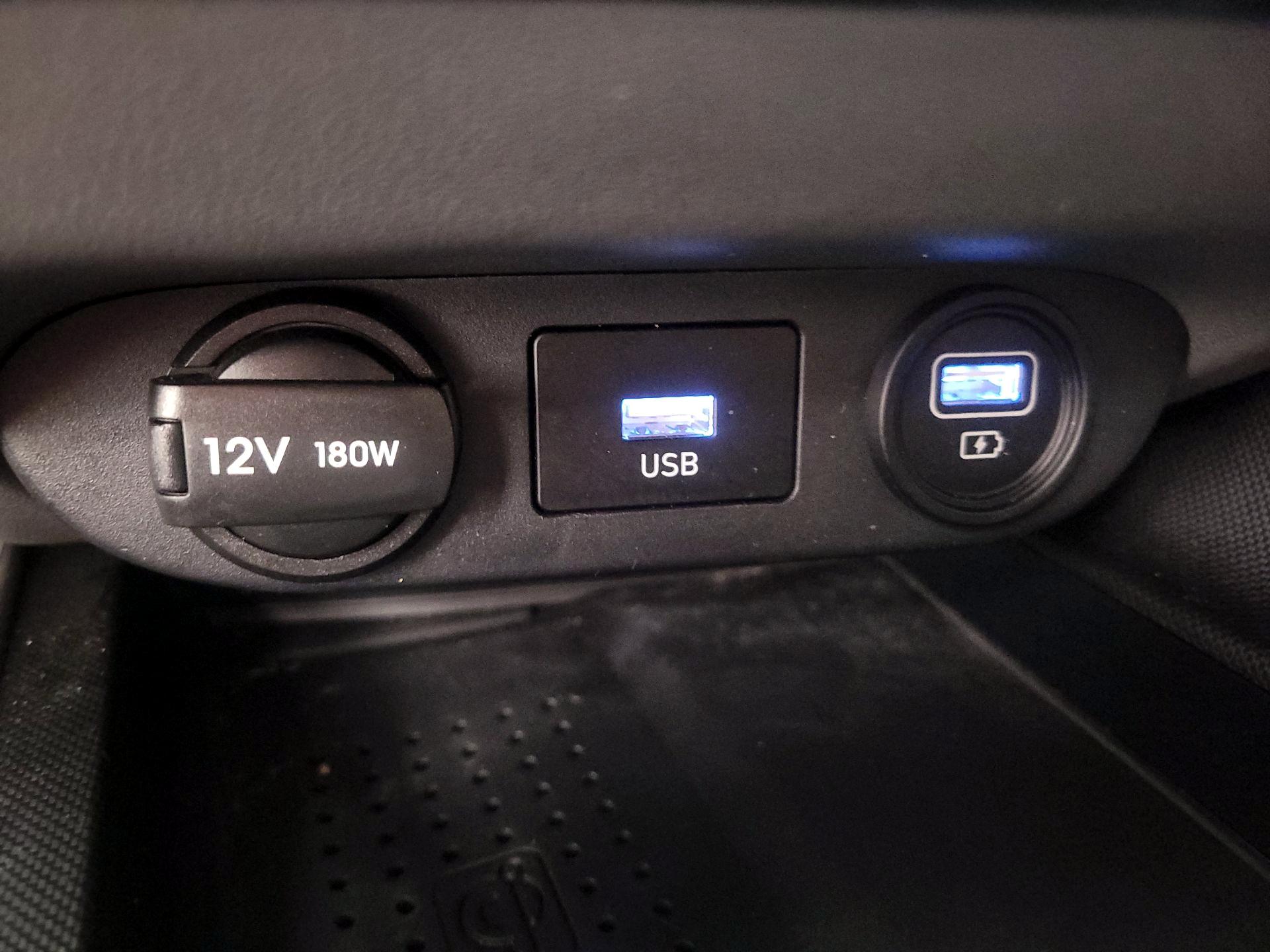 Thumbnail: 2023 Hyundai Elantra - 19