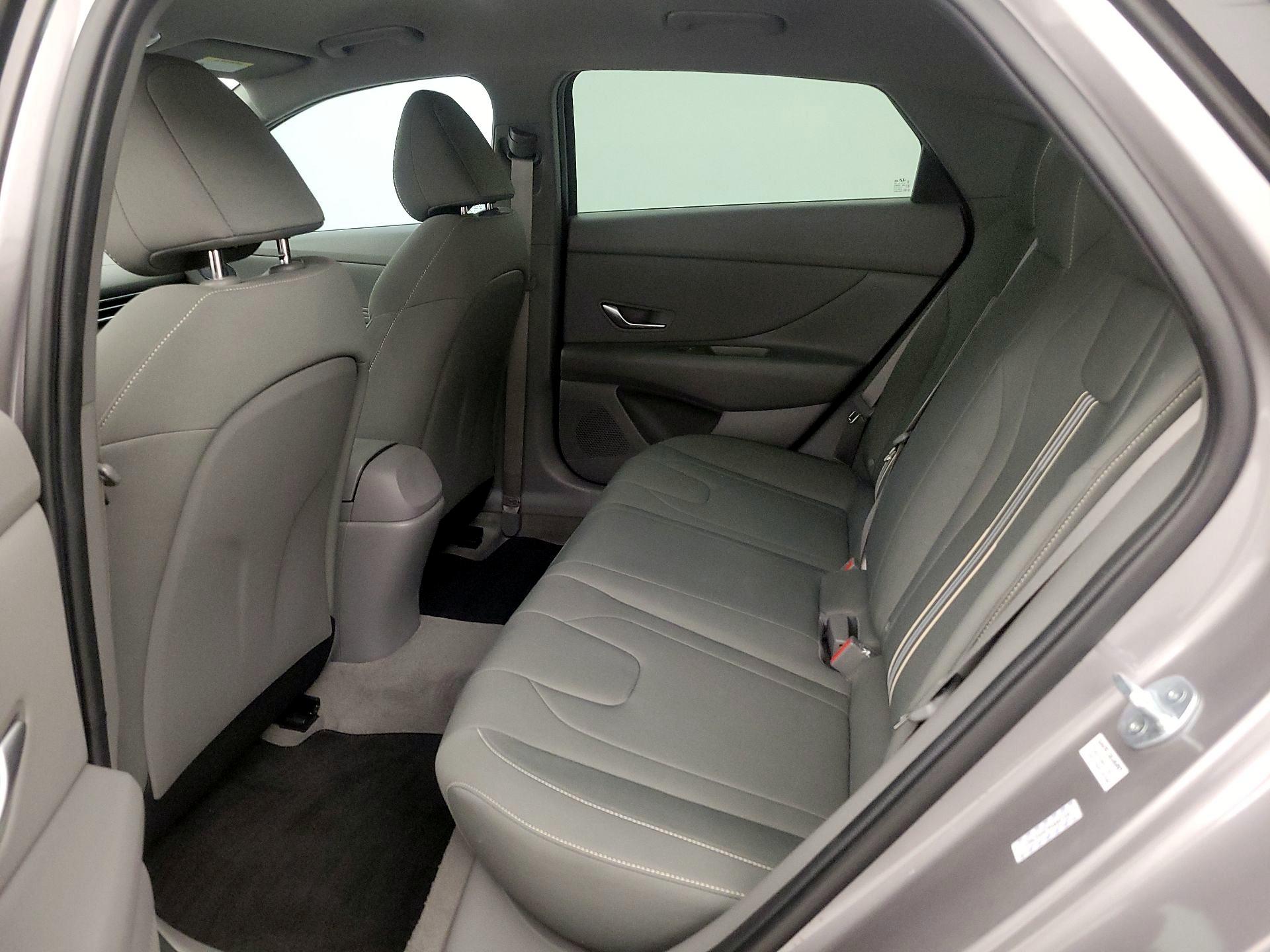 Thumbnail: 2023 Hyundai Elantra - 20