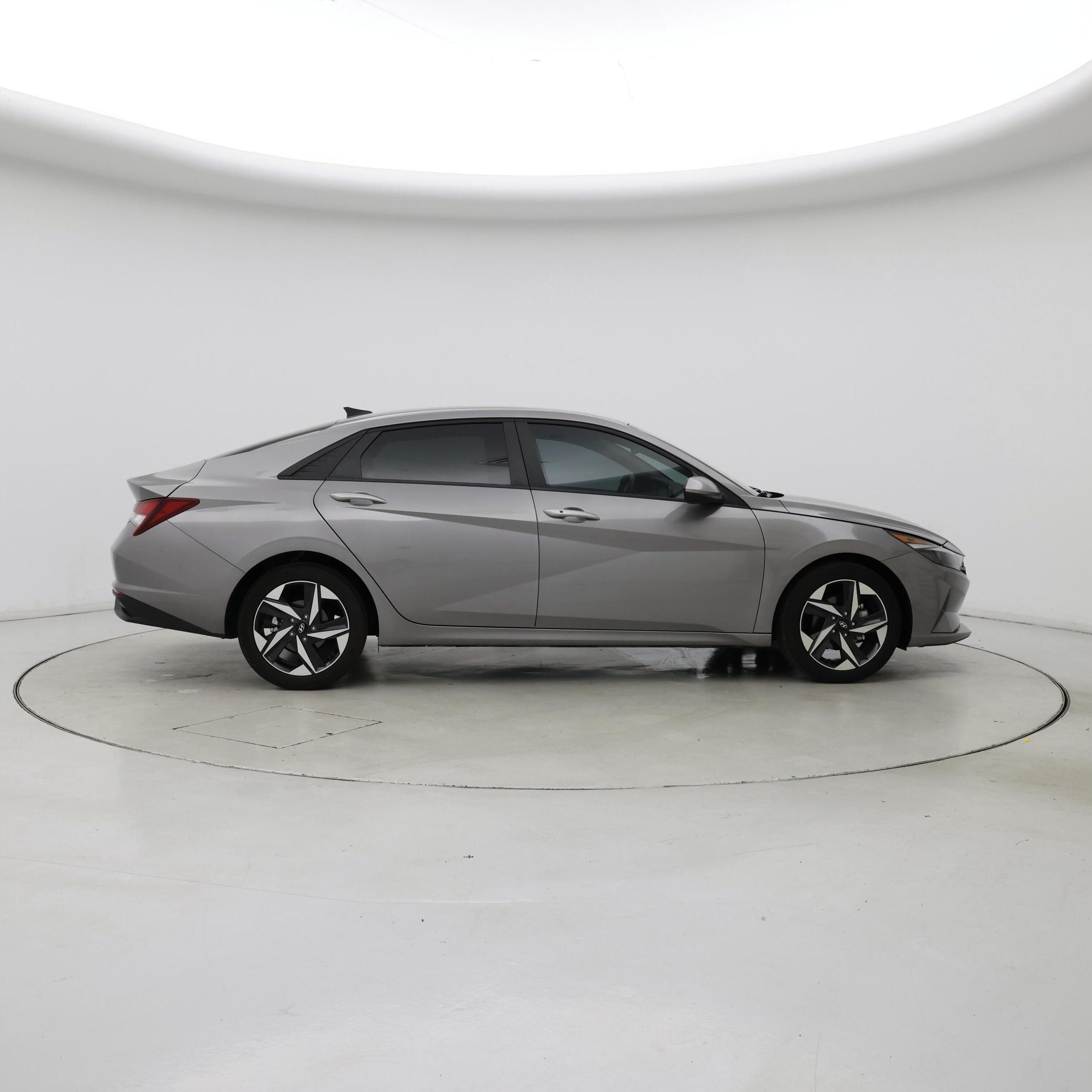 Thumbnail: 2023 Hyundai Elantra - 7