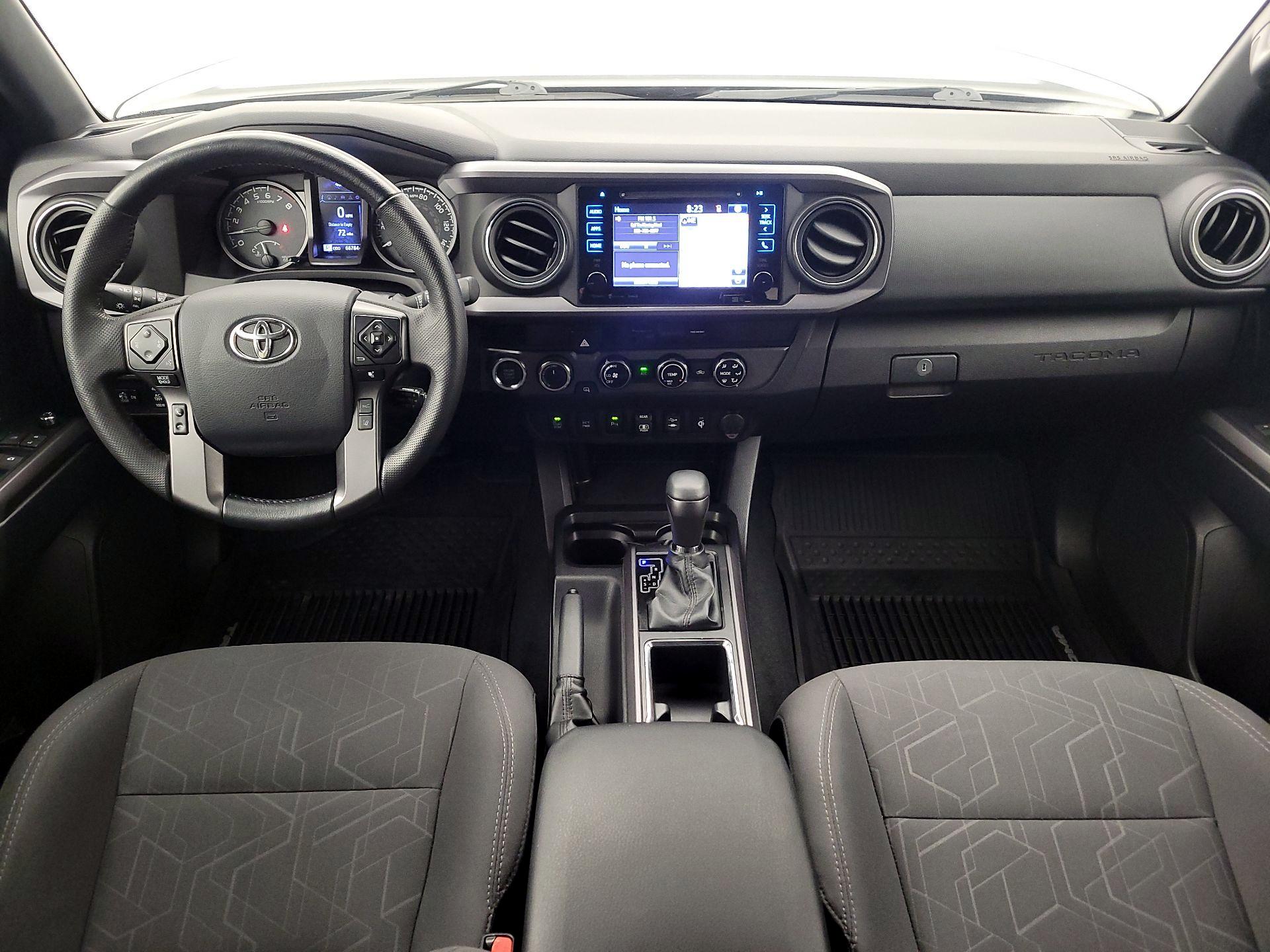 Thumbnail: 2018 Toyota Tacoma - 9