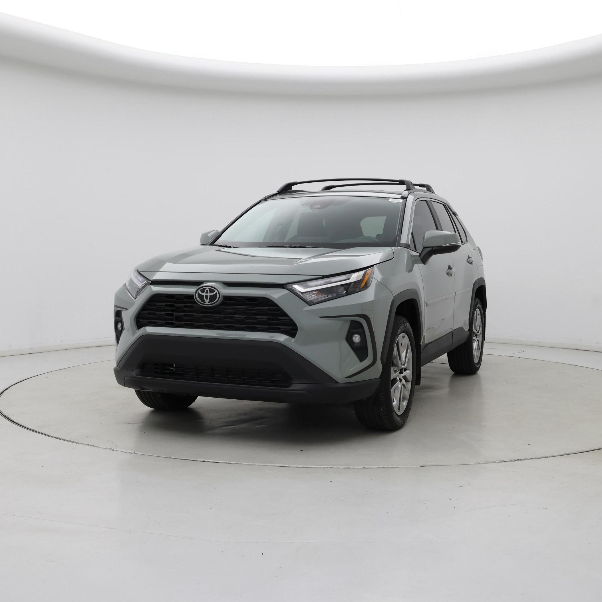 Thumbnail: 2022 Toyota RAV4 - 4