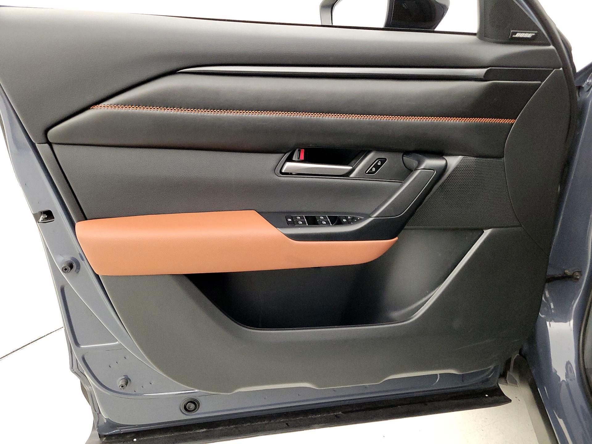 Thumbnail: 2025 Mazda CX-50 - 12