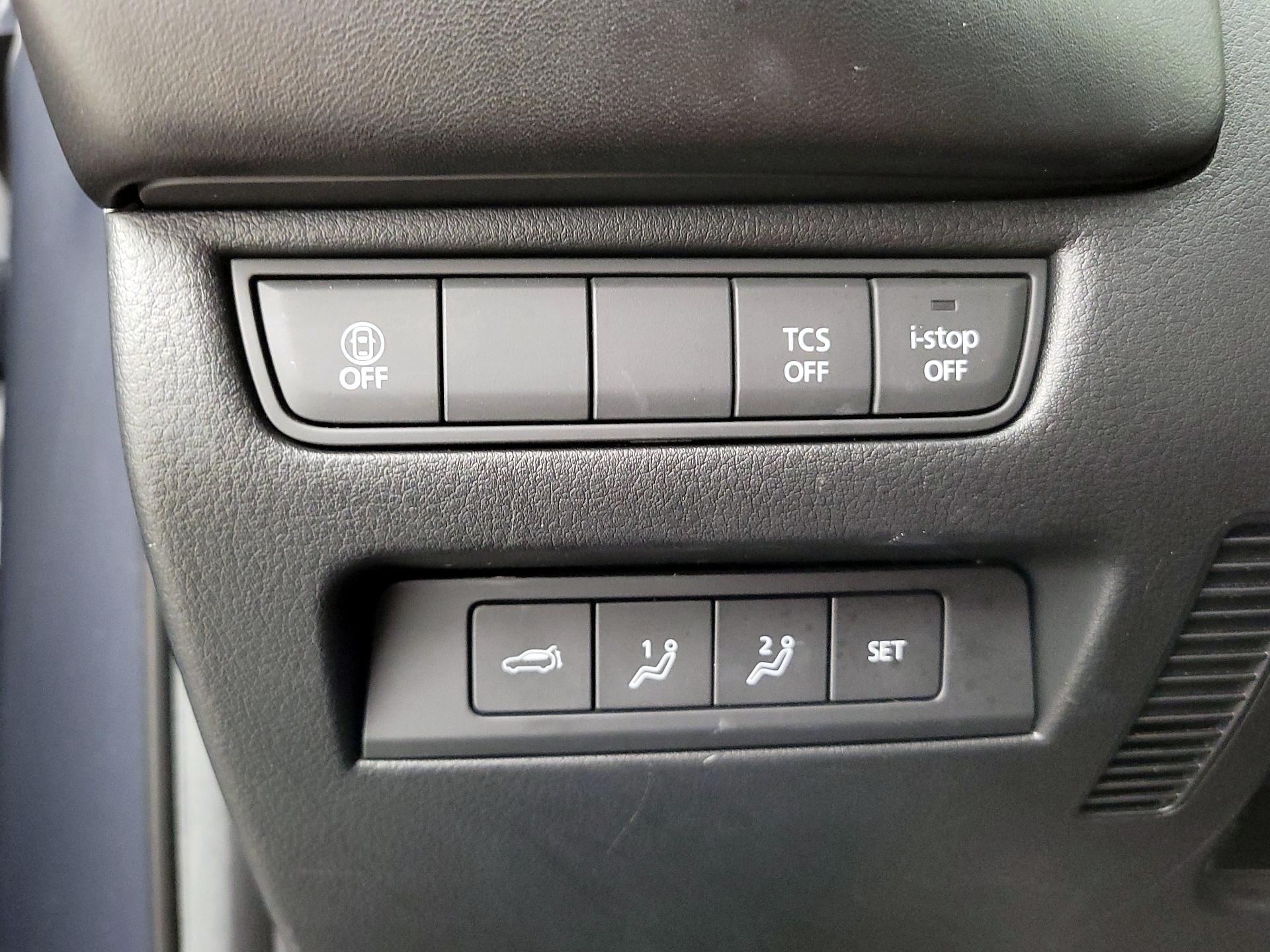 Thumbnail: 2025 Mazda CX-50 - 13