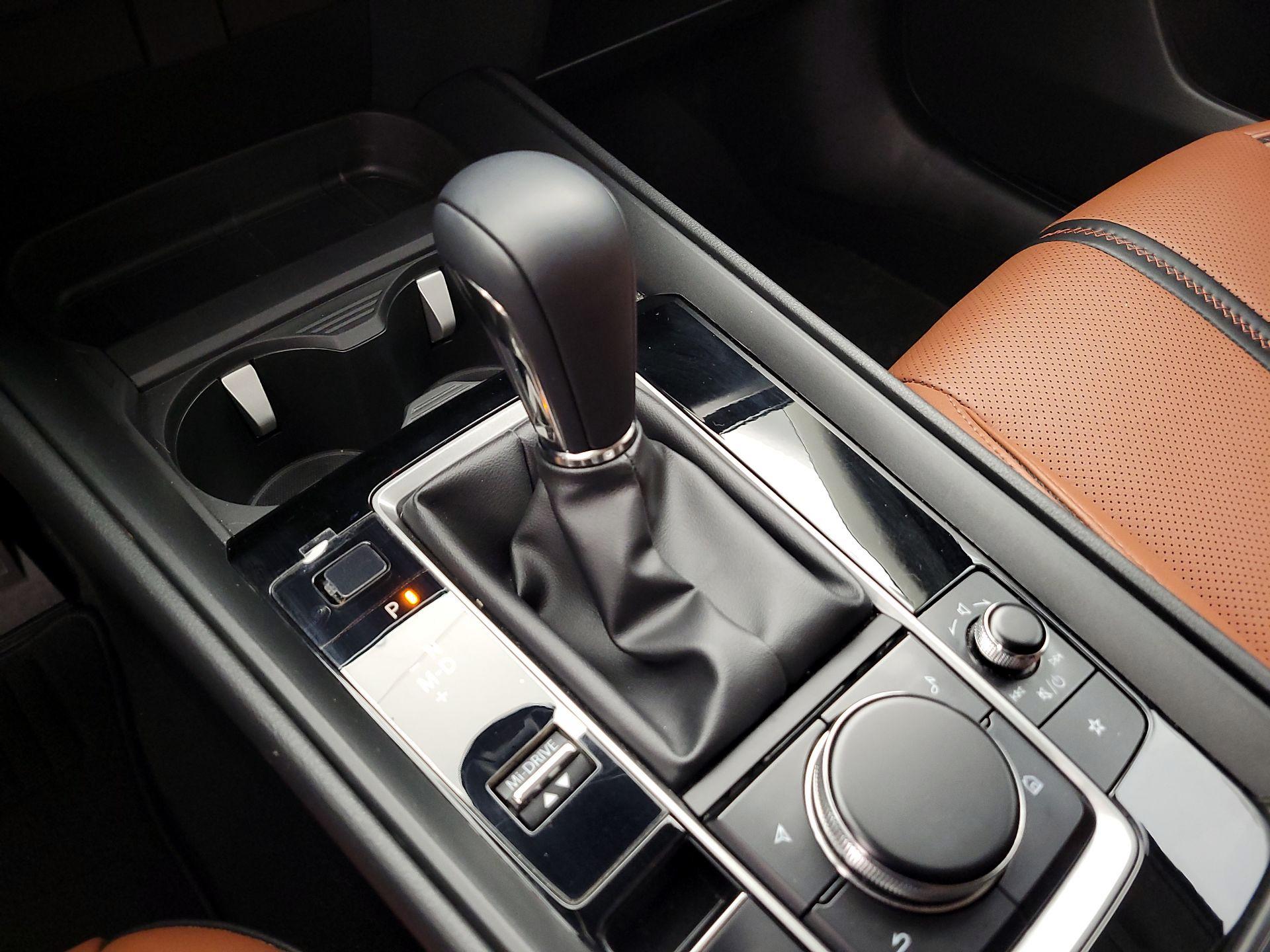 Thumbnail: 2025 Mazda CX-50 - 17