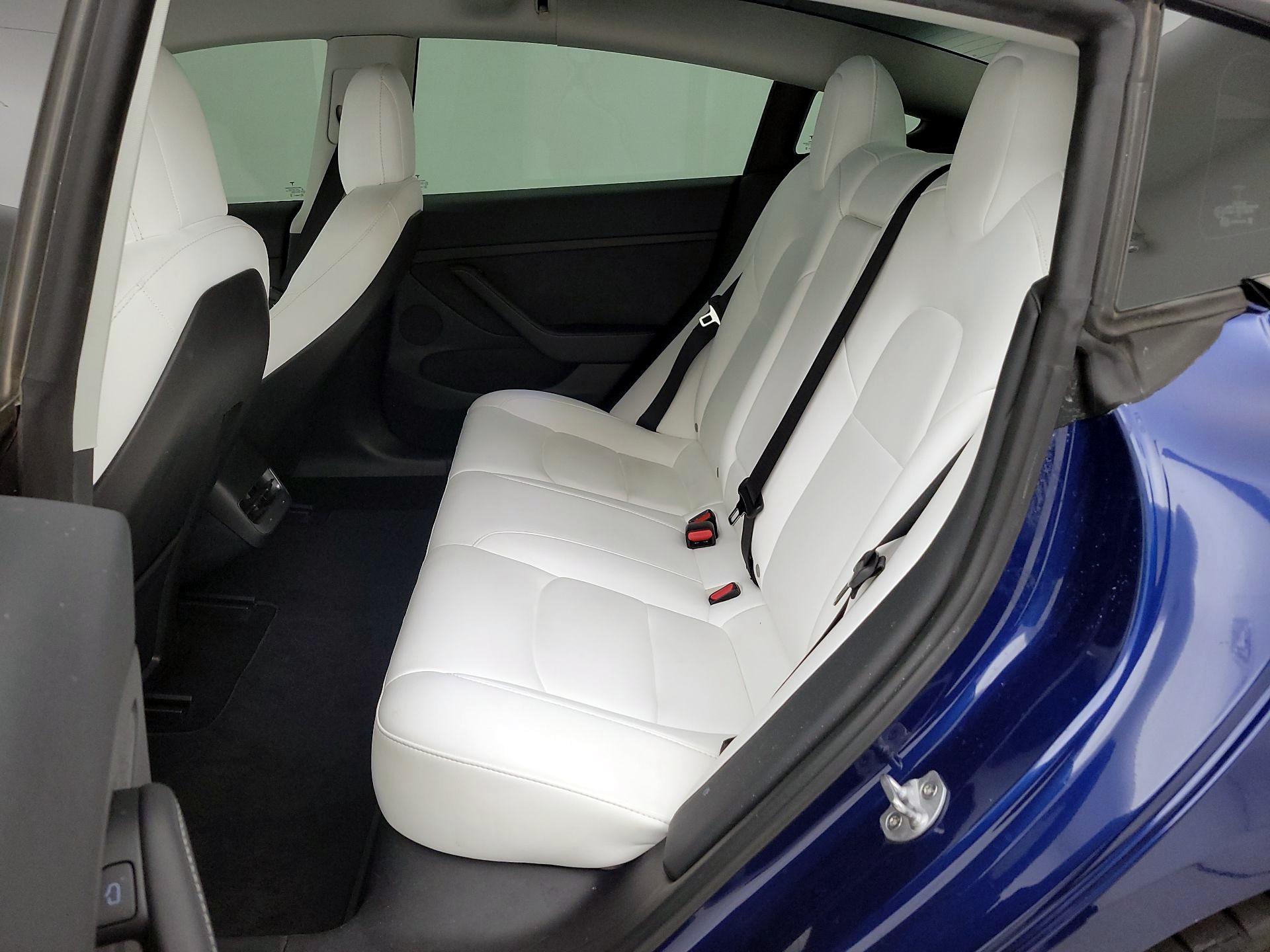 Thumbnail: 2023 Tesla Model 3 - 20