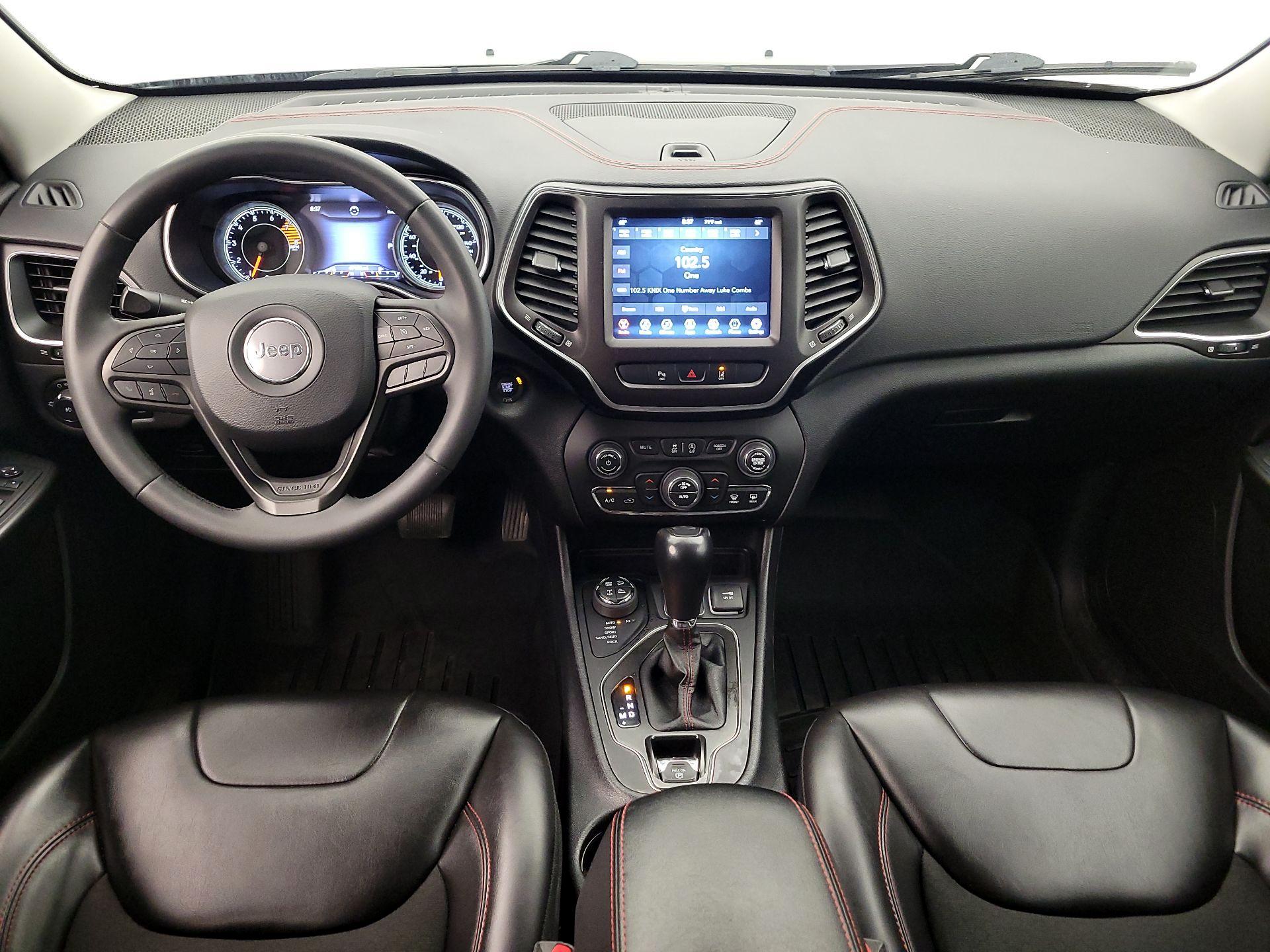 Thumbnail: 2021 Jeep Cherokee - 9