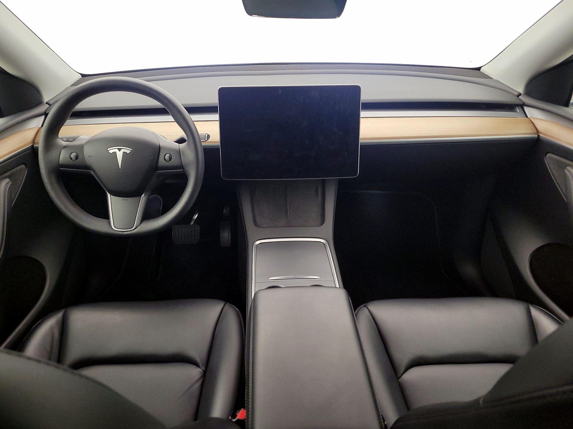 Thumbnail: 2022 Tesla Model Y - 9