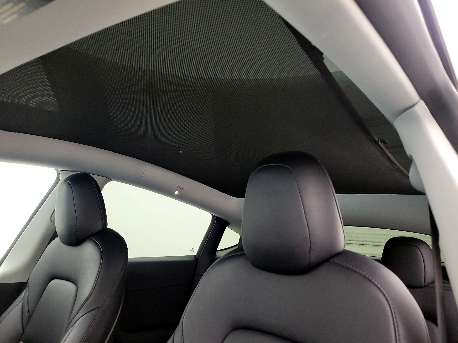 Thumbnail: 2022 Tesla Model Y - 18