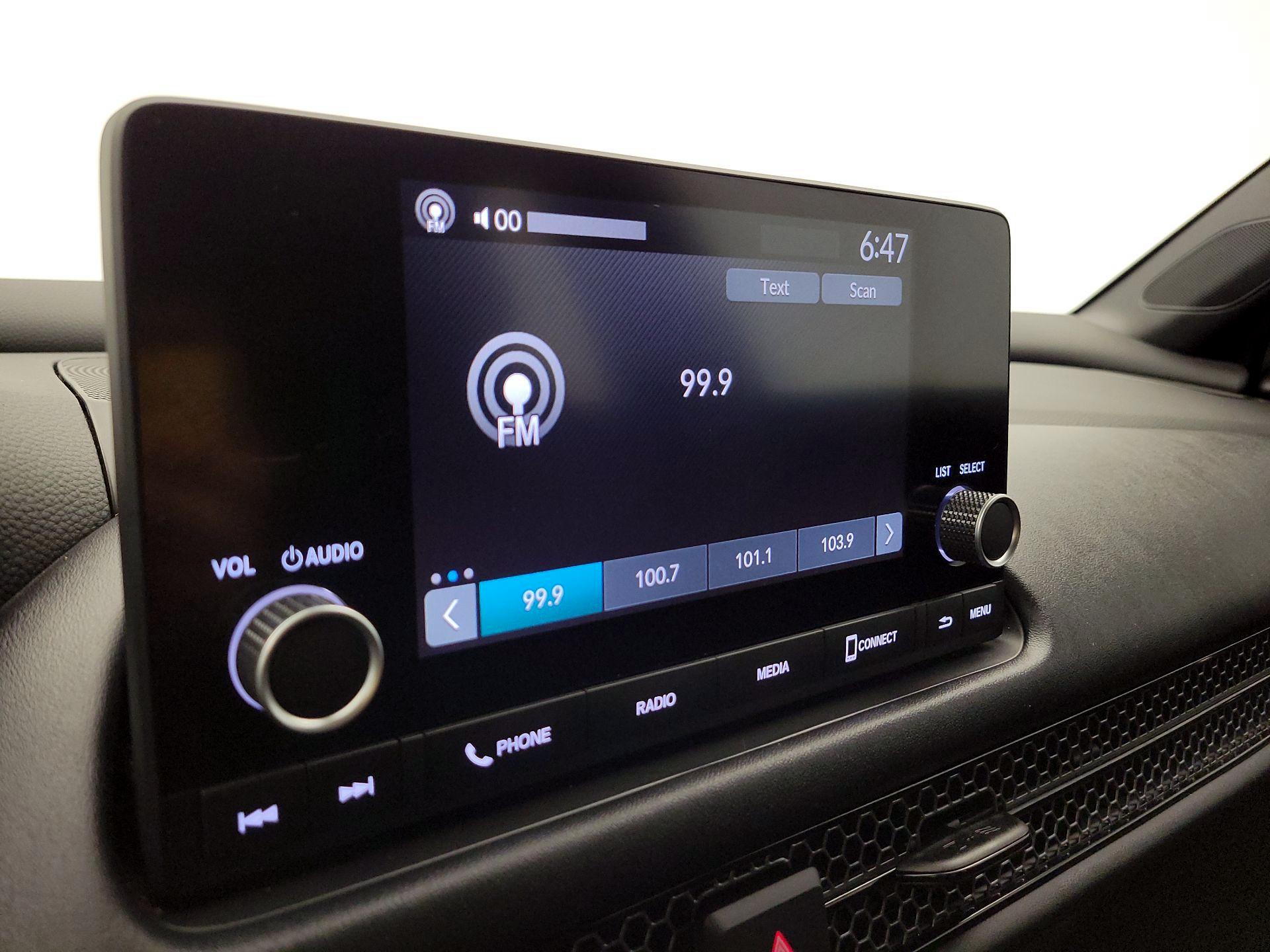 Thumbnail: 2023 Honda HR-V - 15