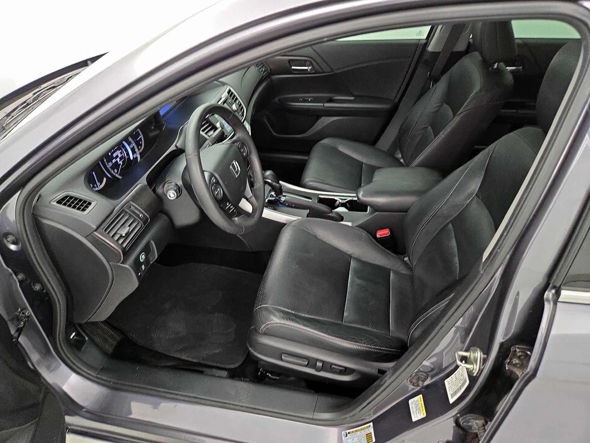 Thumbnail: 2015 Honda Accord - 11