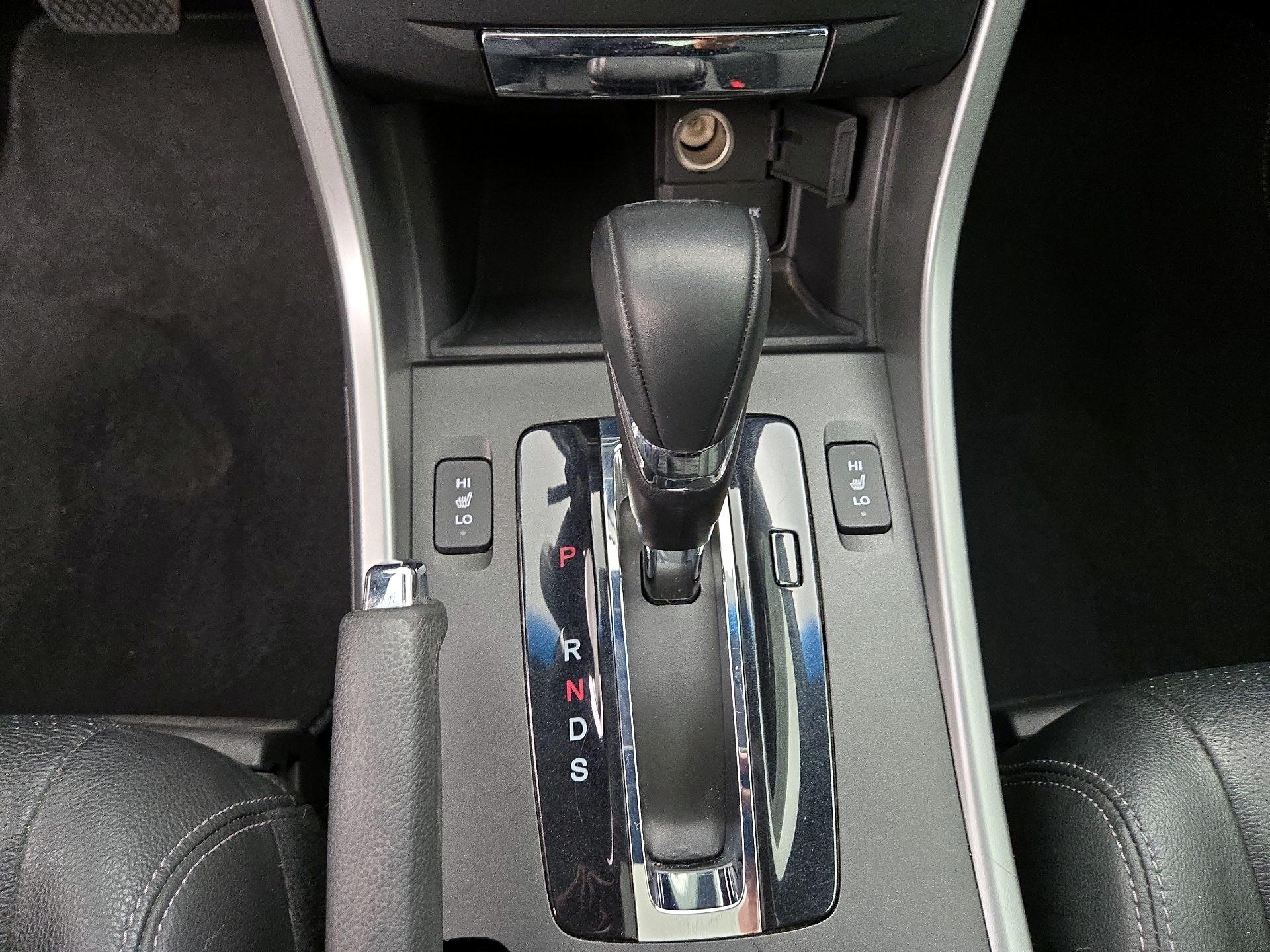 Thumbnail: 2015 Honda Accord - 17