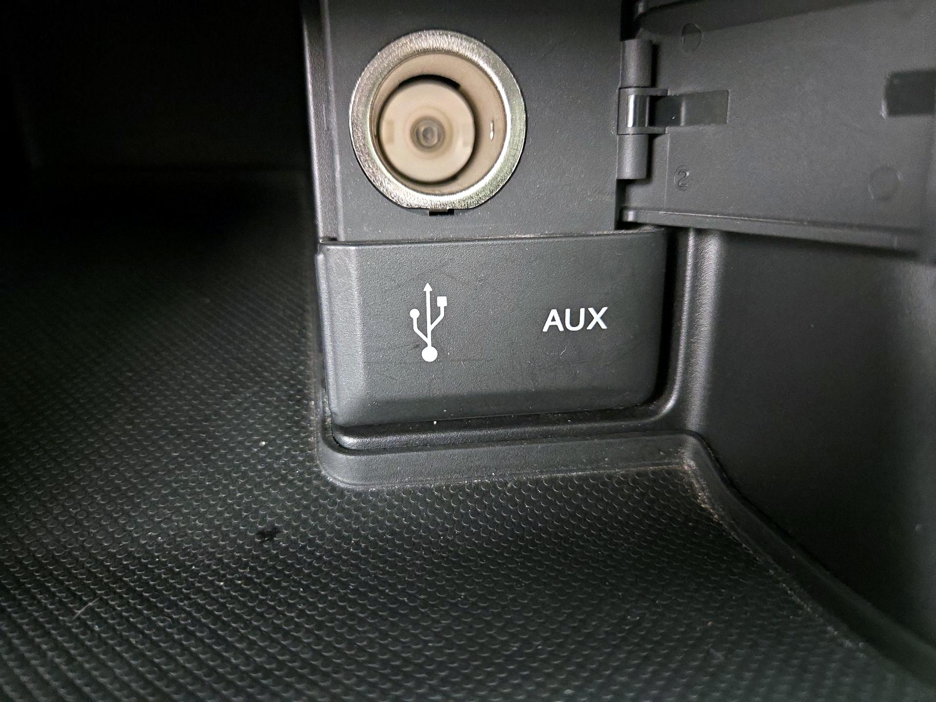 Thumbnail: 2015 Honda Accord - 18