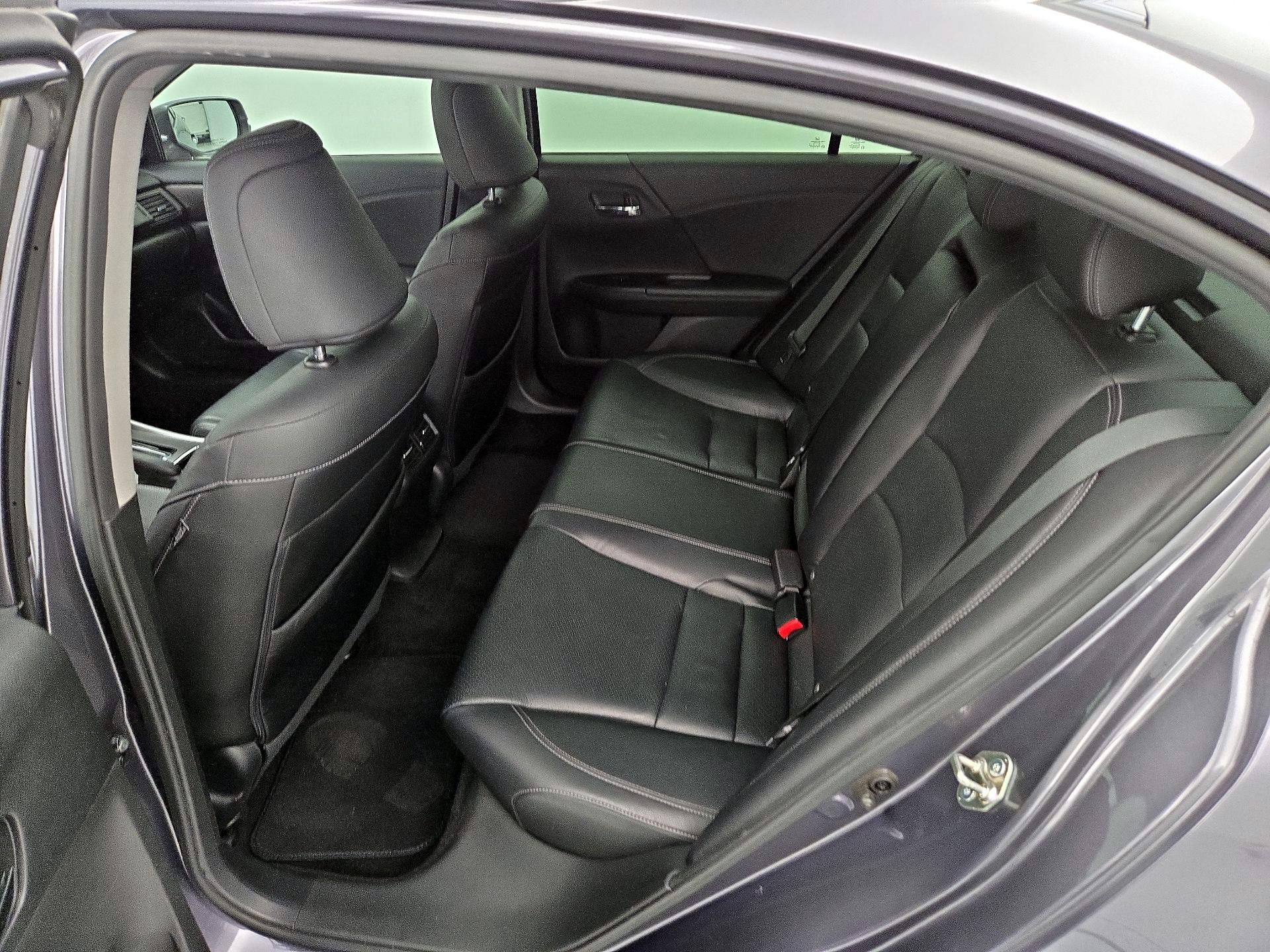 Thumbnail: 2015 Honda Accord - 20