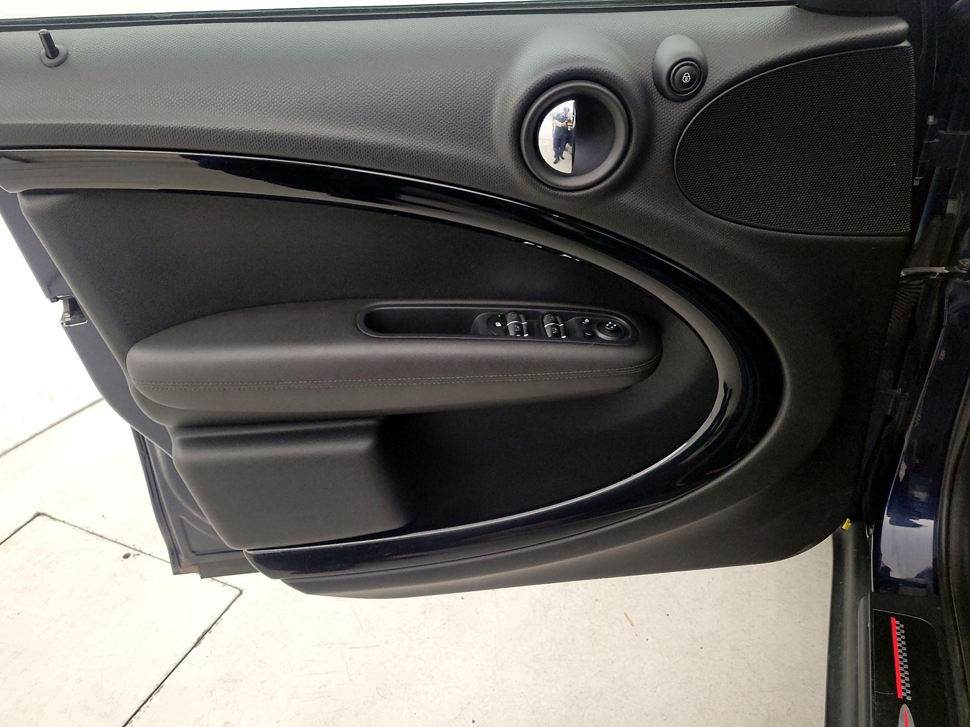 Thumbnail: 2016 MINI Cooper Countryman - 12