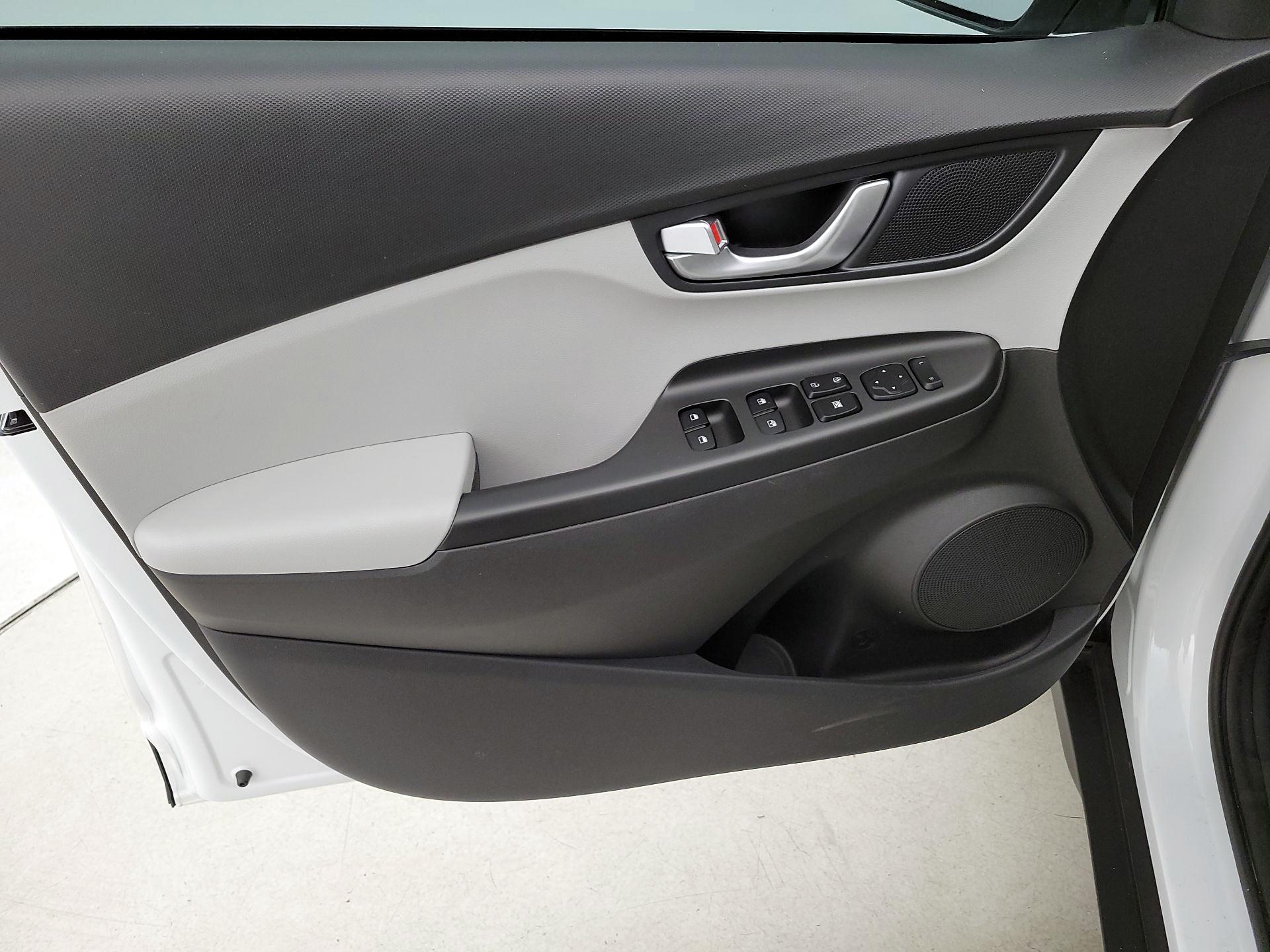 Thumbnail: 2022 Hyundai Kona - 12