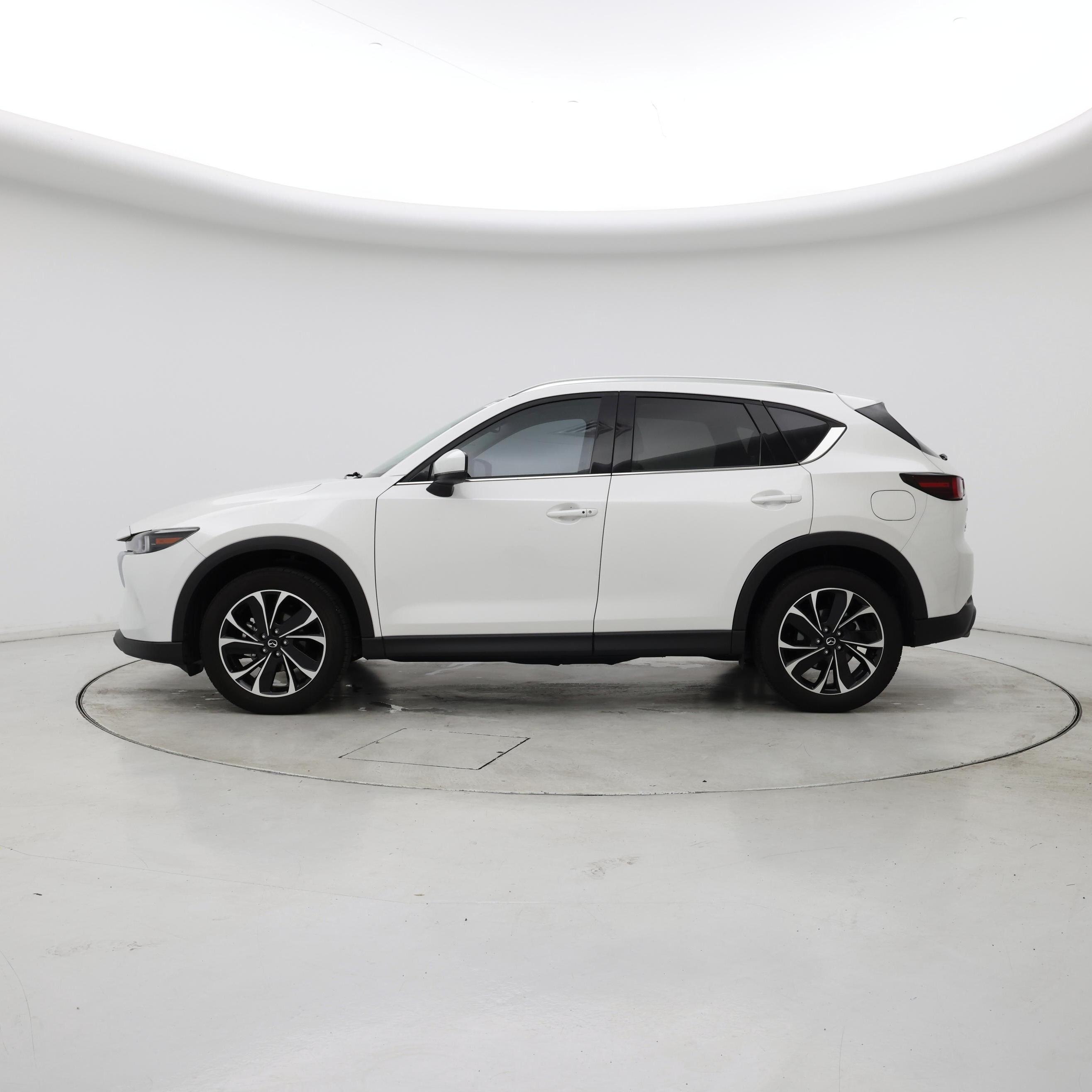 Thumbnail: 2023 Mazda CX-5 - 3