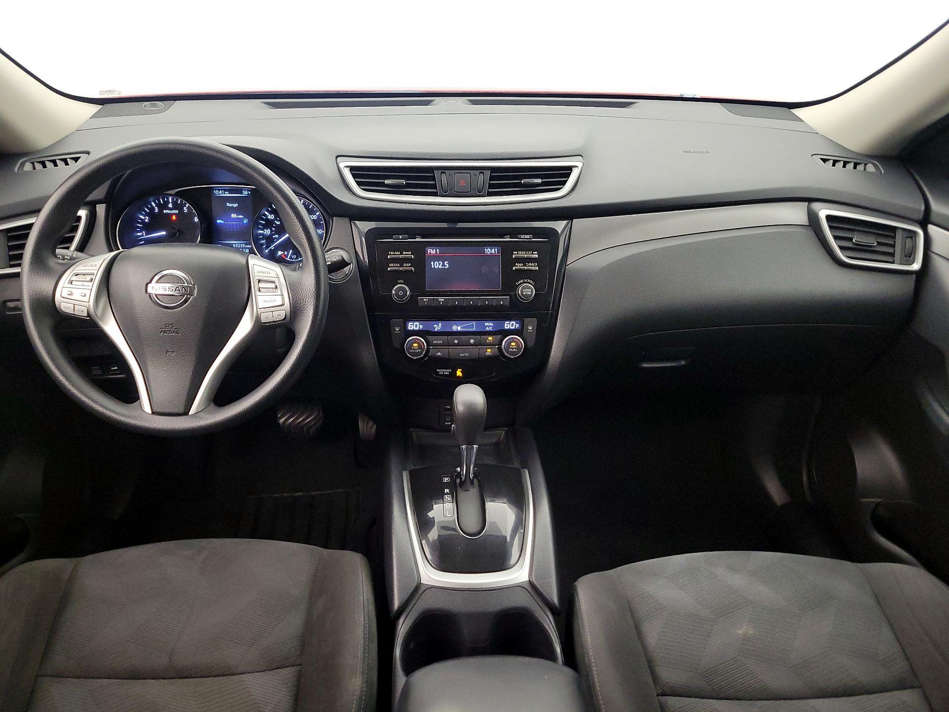 Thumbnail: 2016 Nissan Rogue - 9