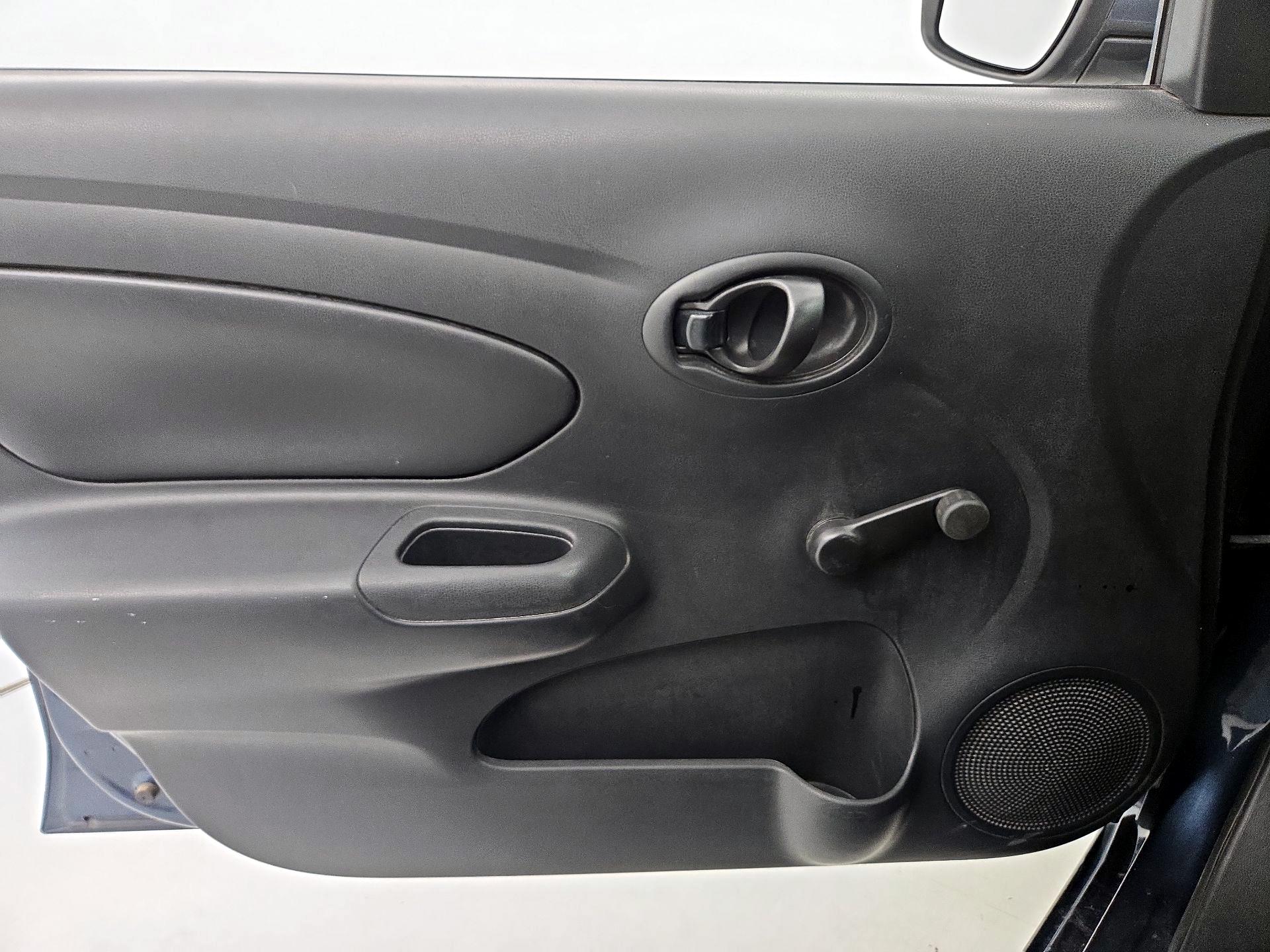 Thumbnail: 2016 Nissan Versa - 12