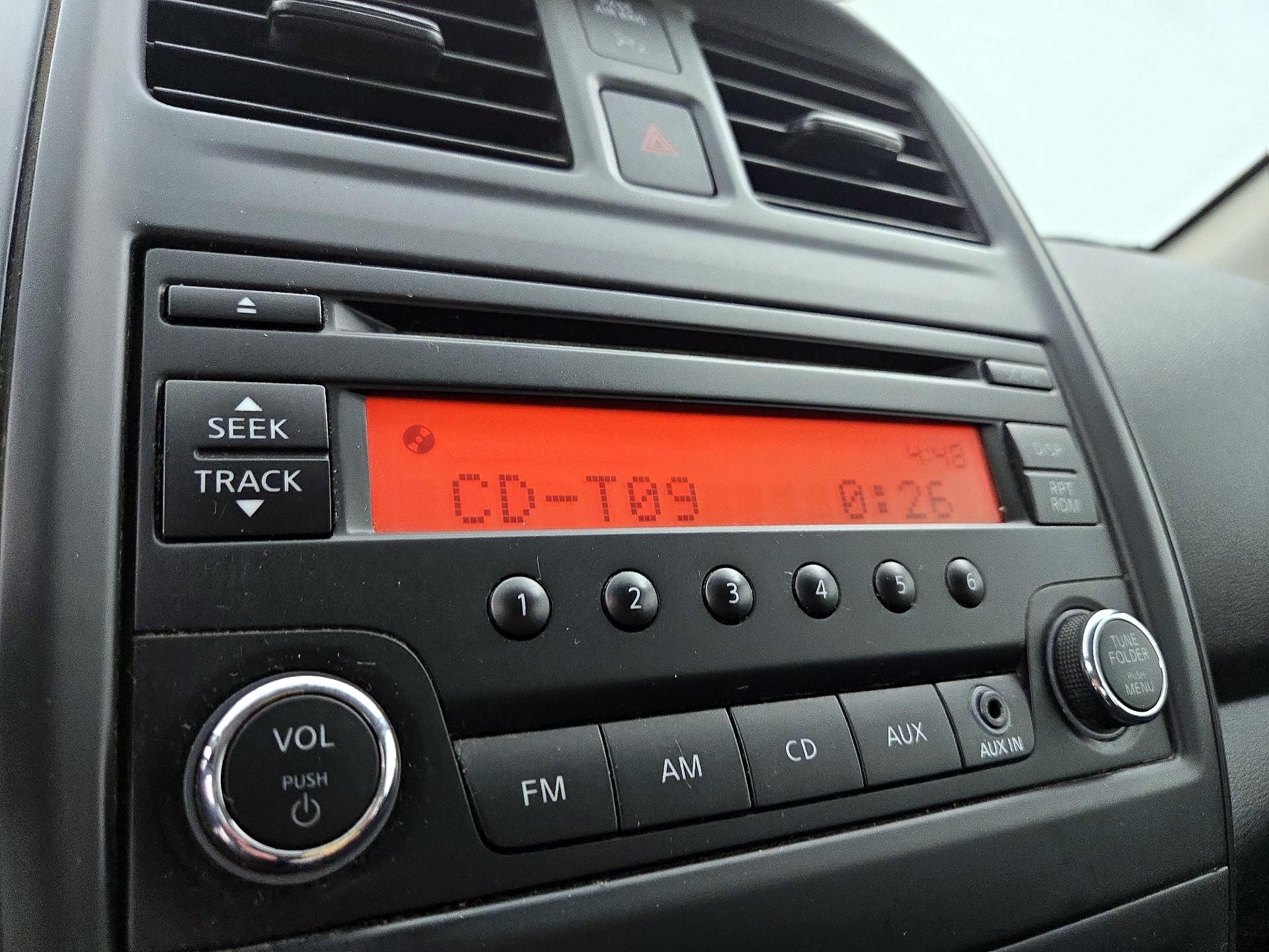 Thumbnail: 2016 Nissan Versa - 14