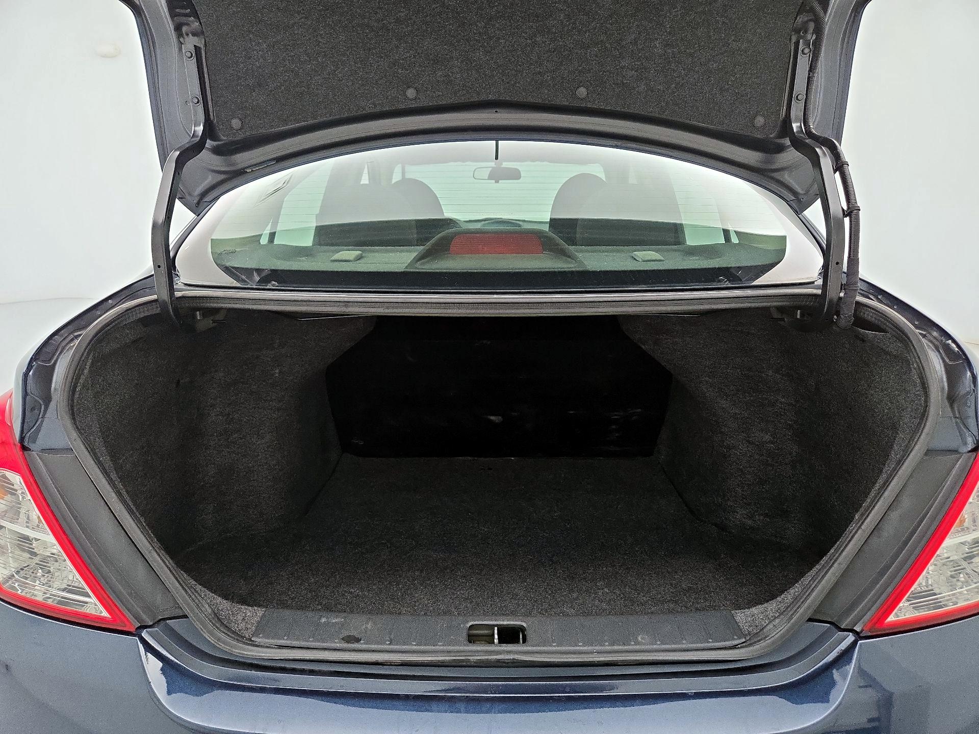 Thumbnail: 2016 Nissan Versa - 19