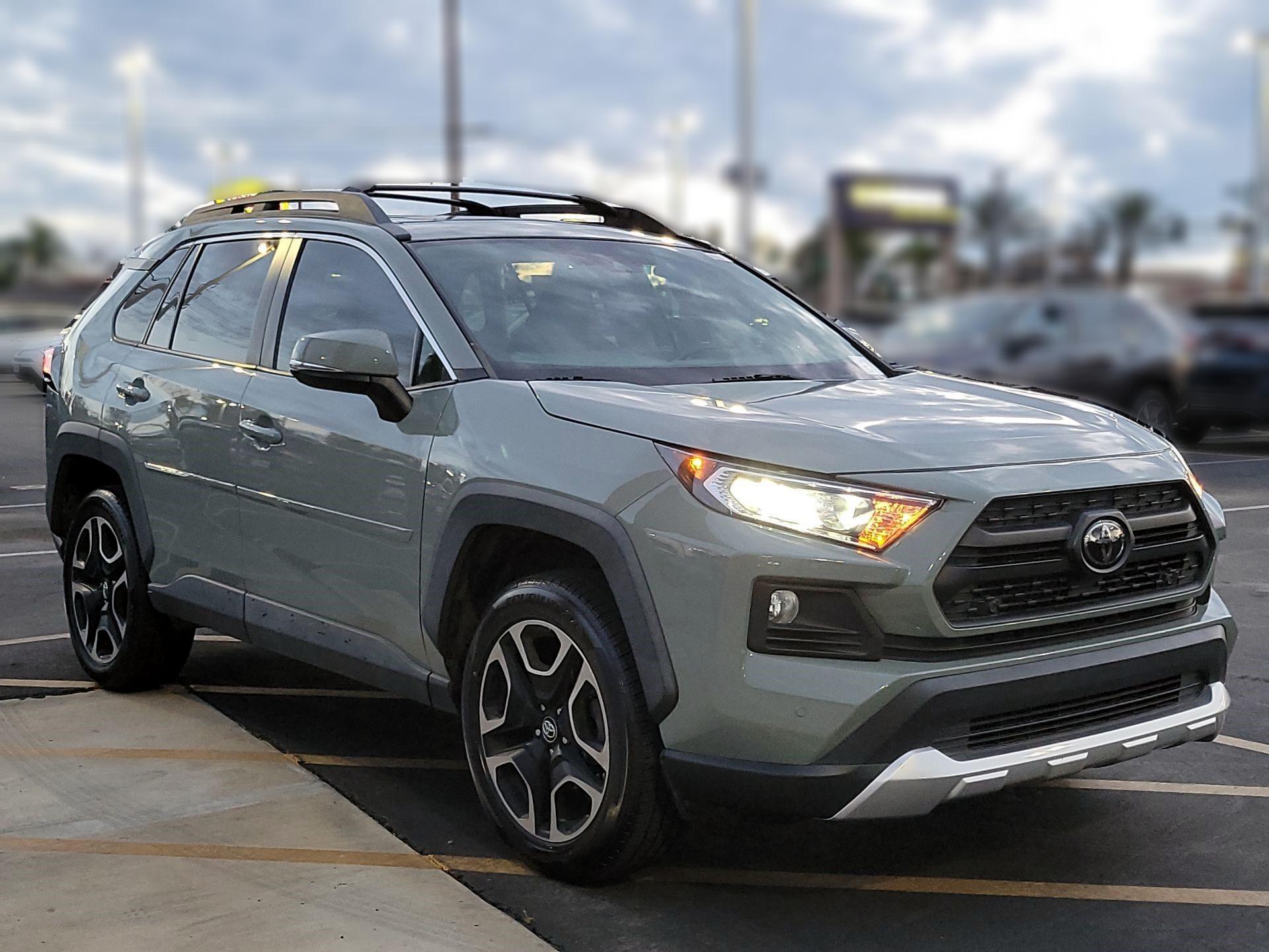Thumbnail: 2019 Toyota RAV4 - 1