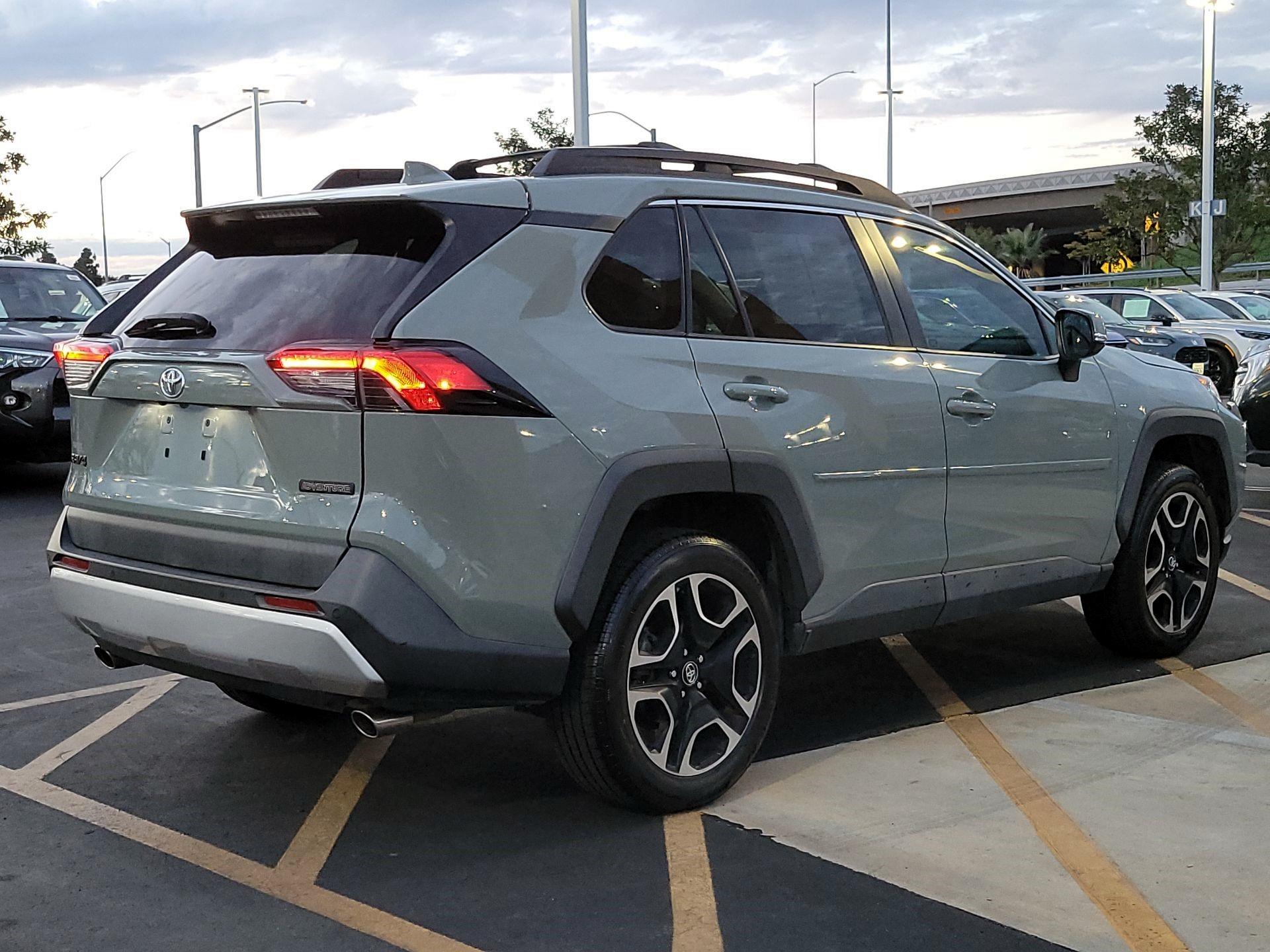 Thumbnail: 2019 Toyota RAV4 - 5