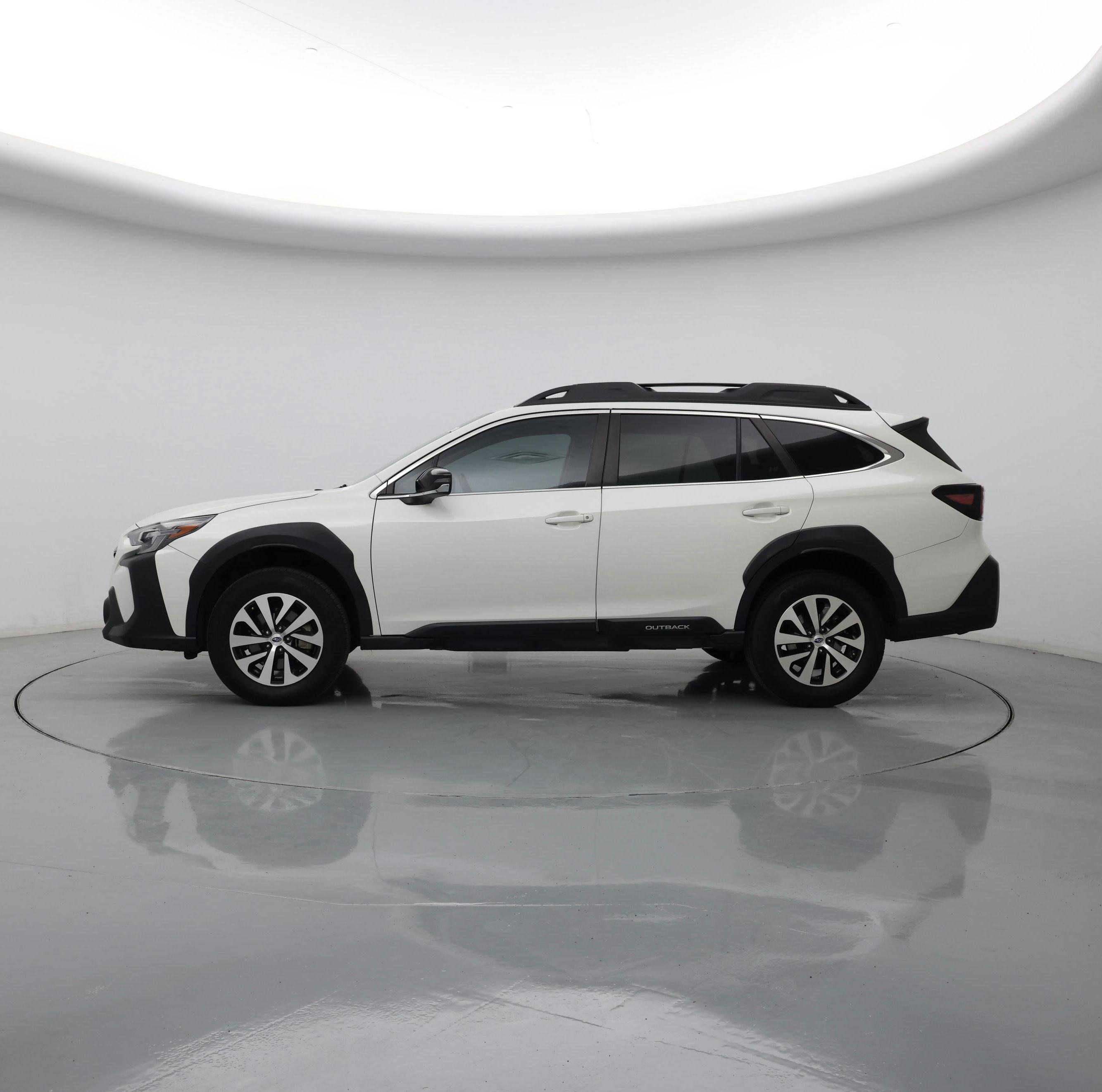 Thumbnail: 2023 Subaru Outback - 3