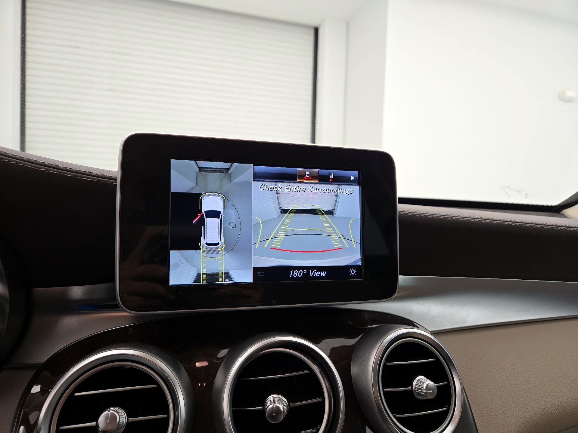 Thumbnail: 2018 Mercedes-Benz GLC - 14