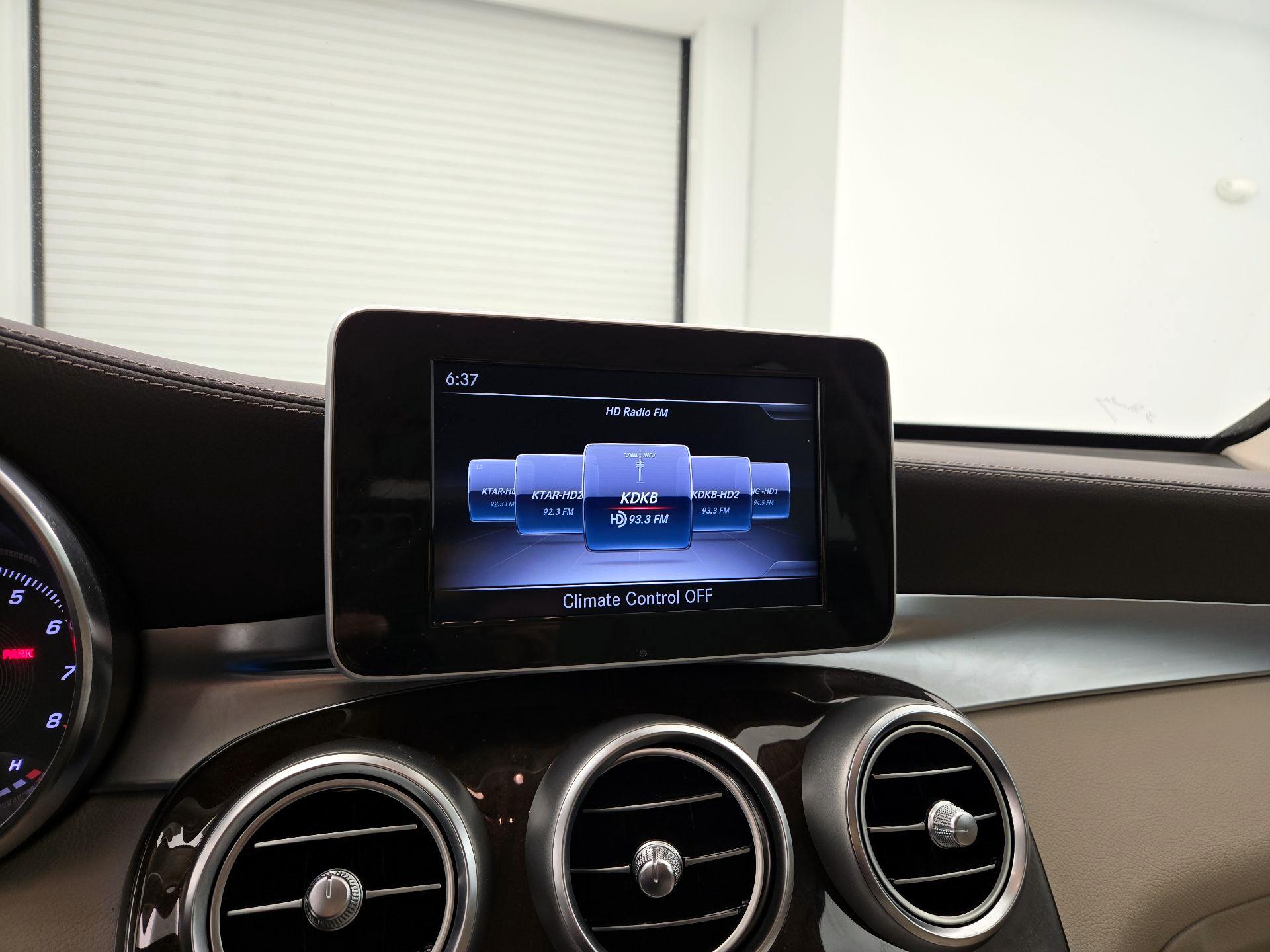 Thumbnail: 2018 Mercedes-Benz GLC - 15