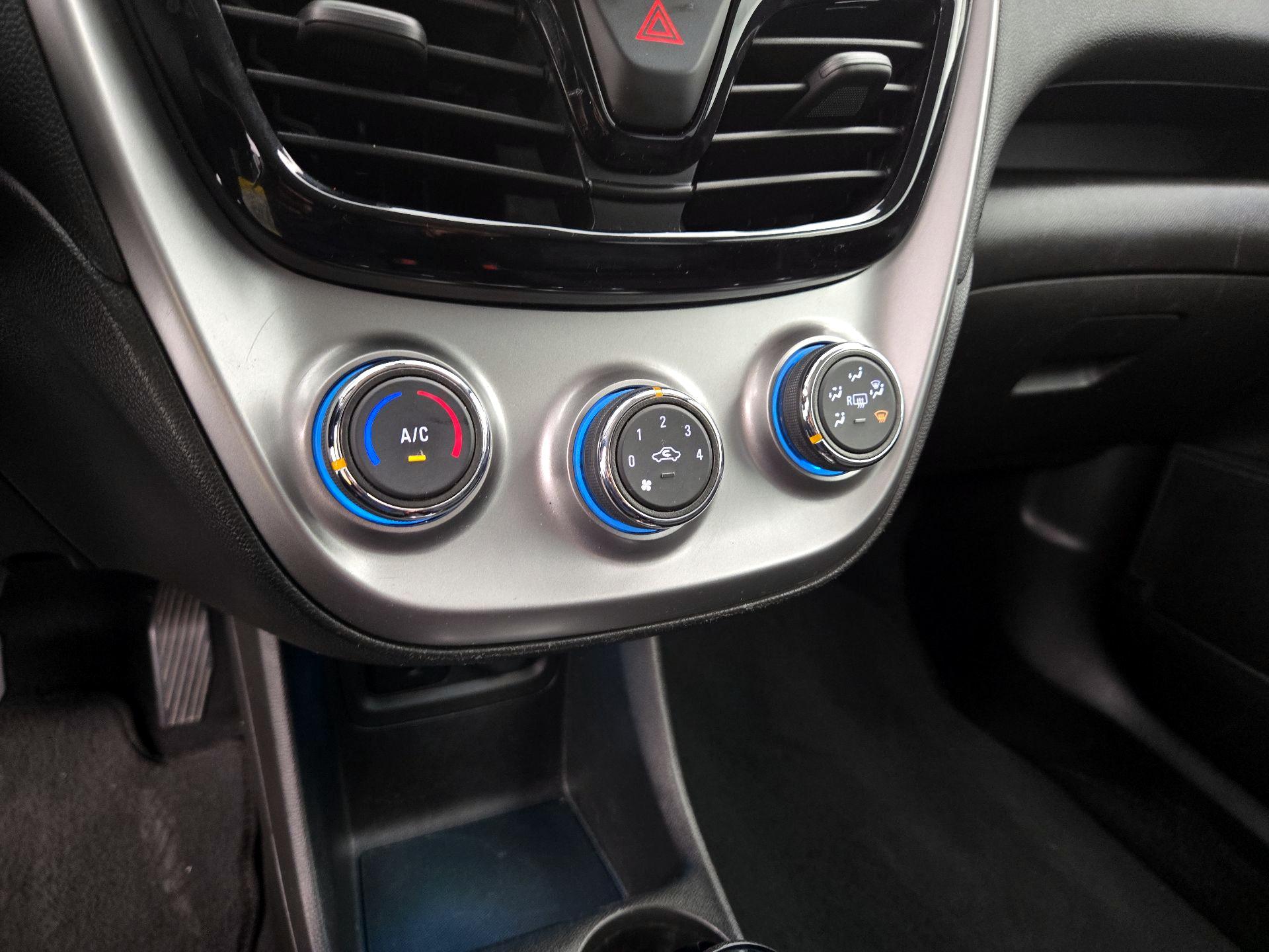 Thumbnail: 2018 Chevrolet Spark - 16