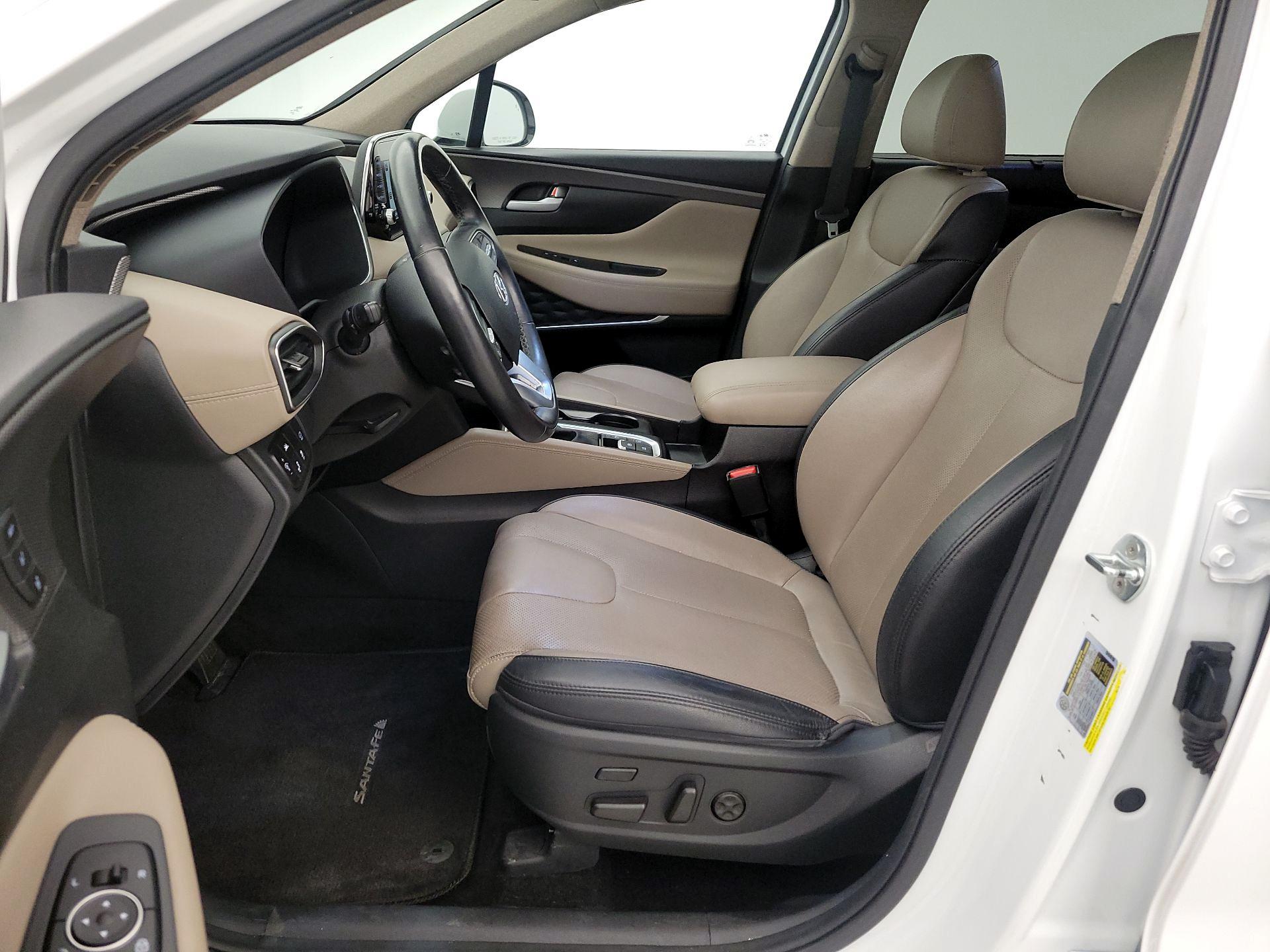 Thumbnail: 2020 Hyundai Santa Fe - 11