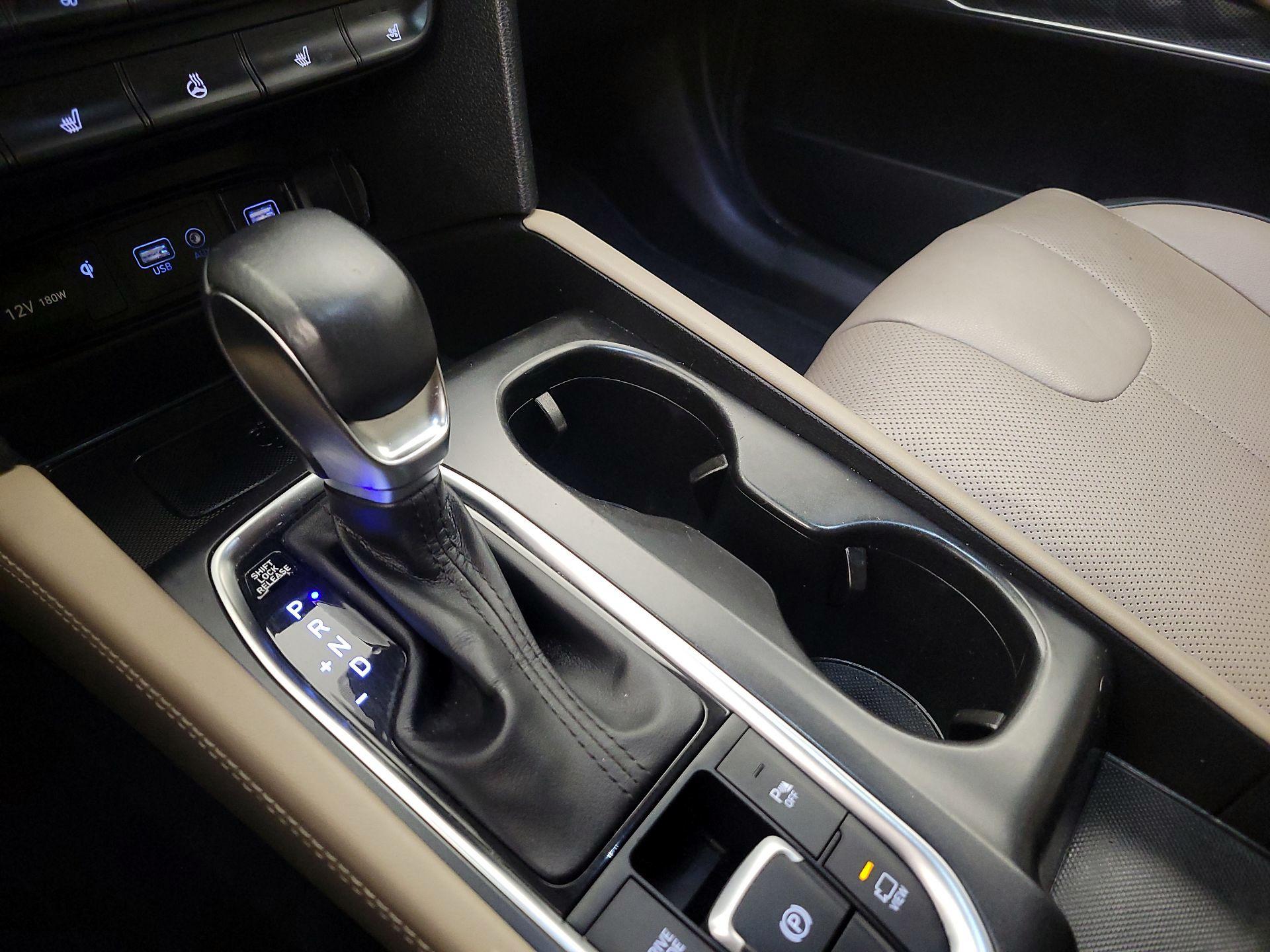 Thumbnail: 2020 Hyundai Santa Fe - 18