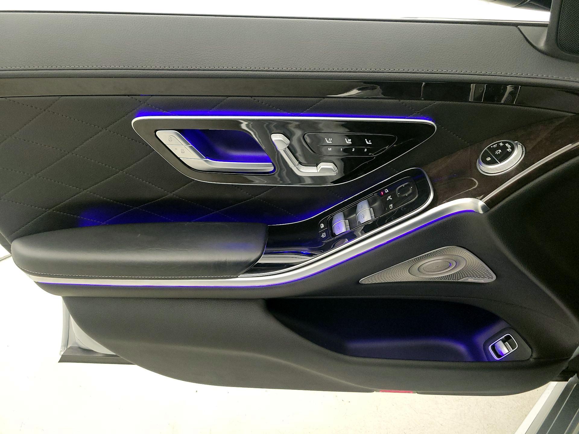 Thumbnail: 2021 Mercedes-Benz S-Class - 12