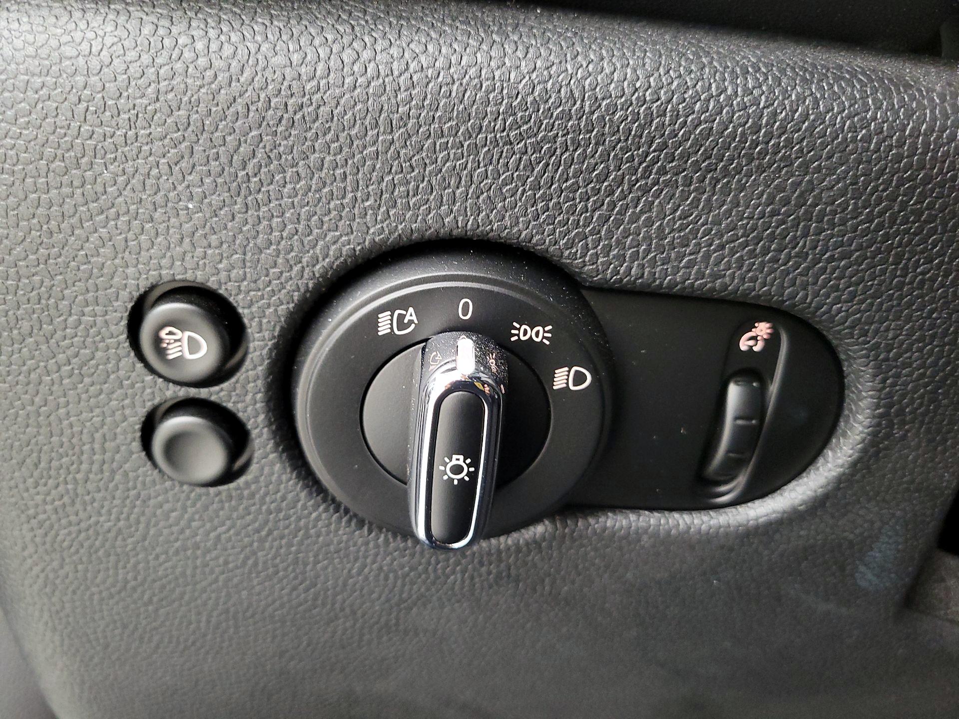 Thumbnail: 2023 MINI Cooper Hardtop - 13