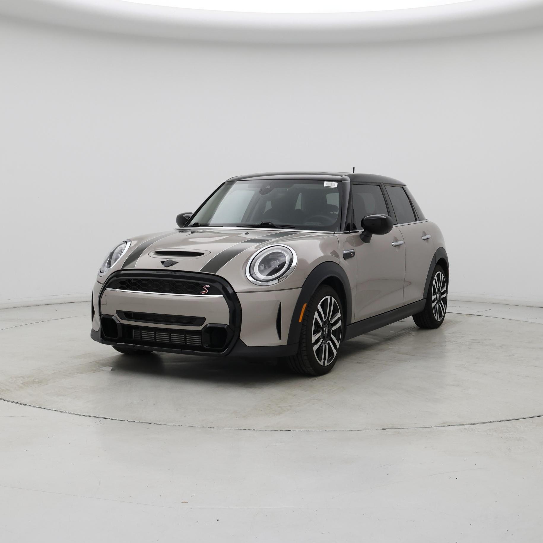 Thumbnail: 2023 MINI Cooper Hardtop - 4