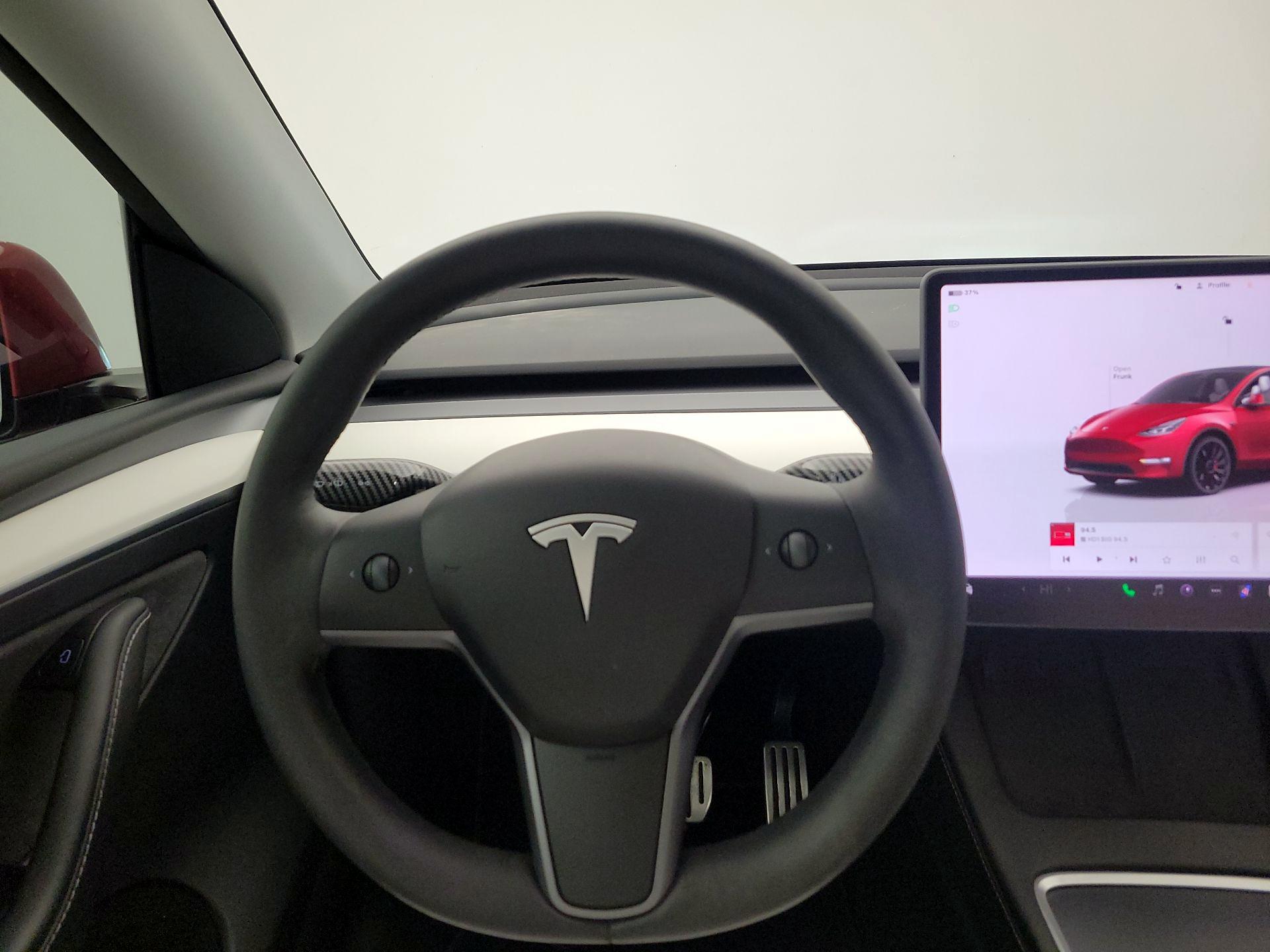 Thumbnail: 2023 Tesla Model Y - 10