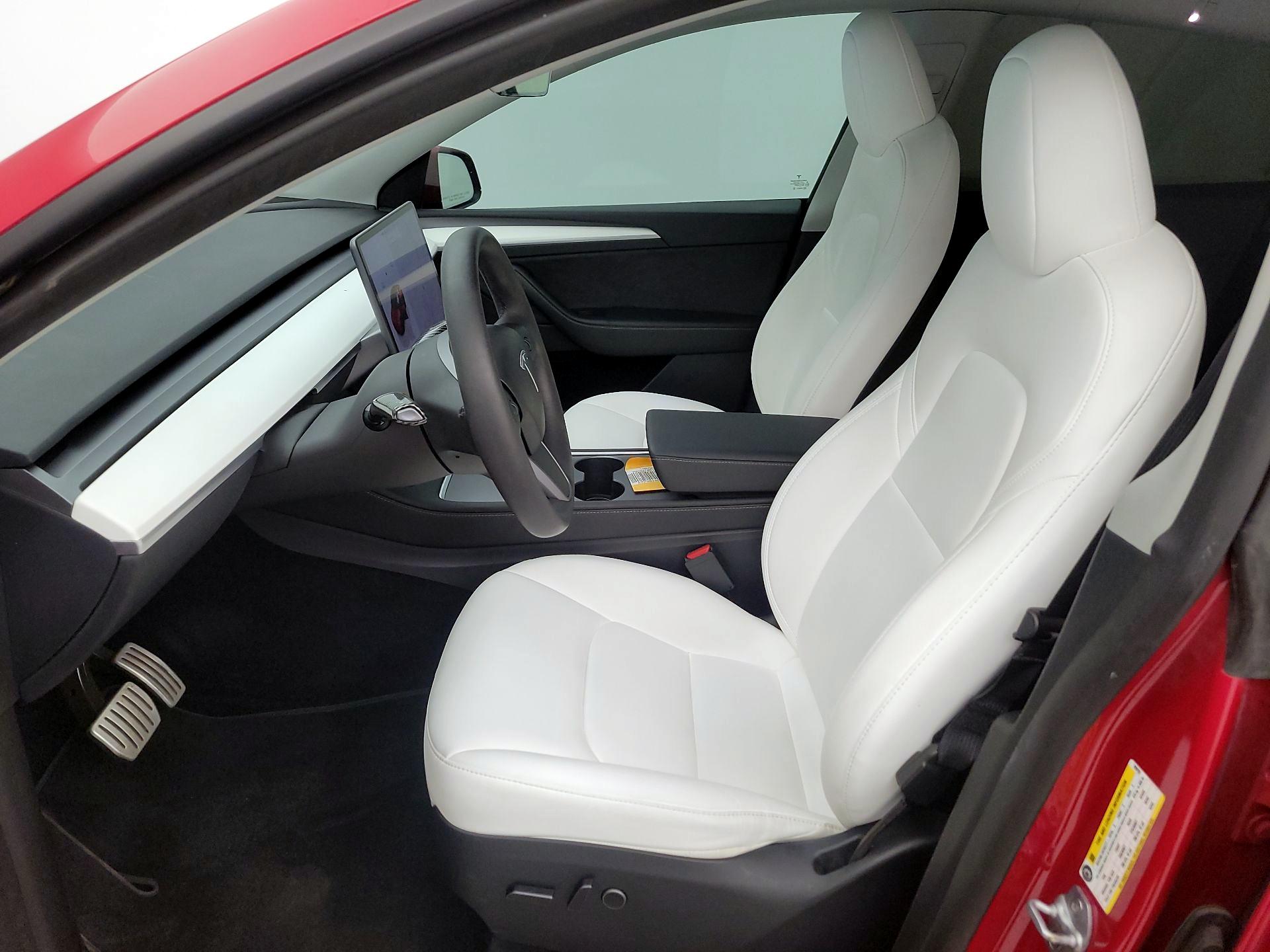 Thumbnail: 2023 Tesla Model Y - 11