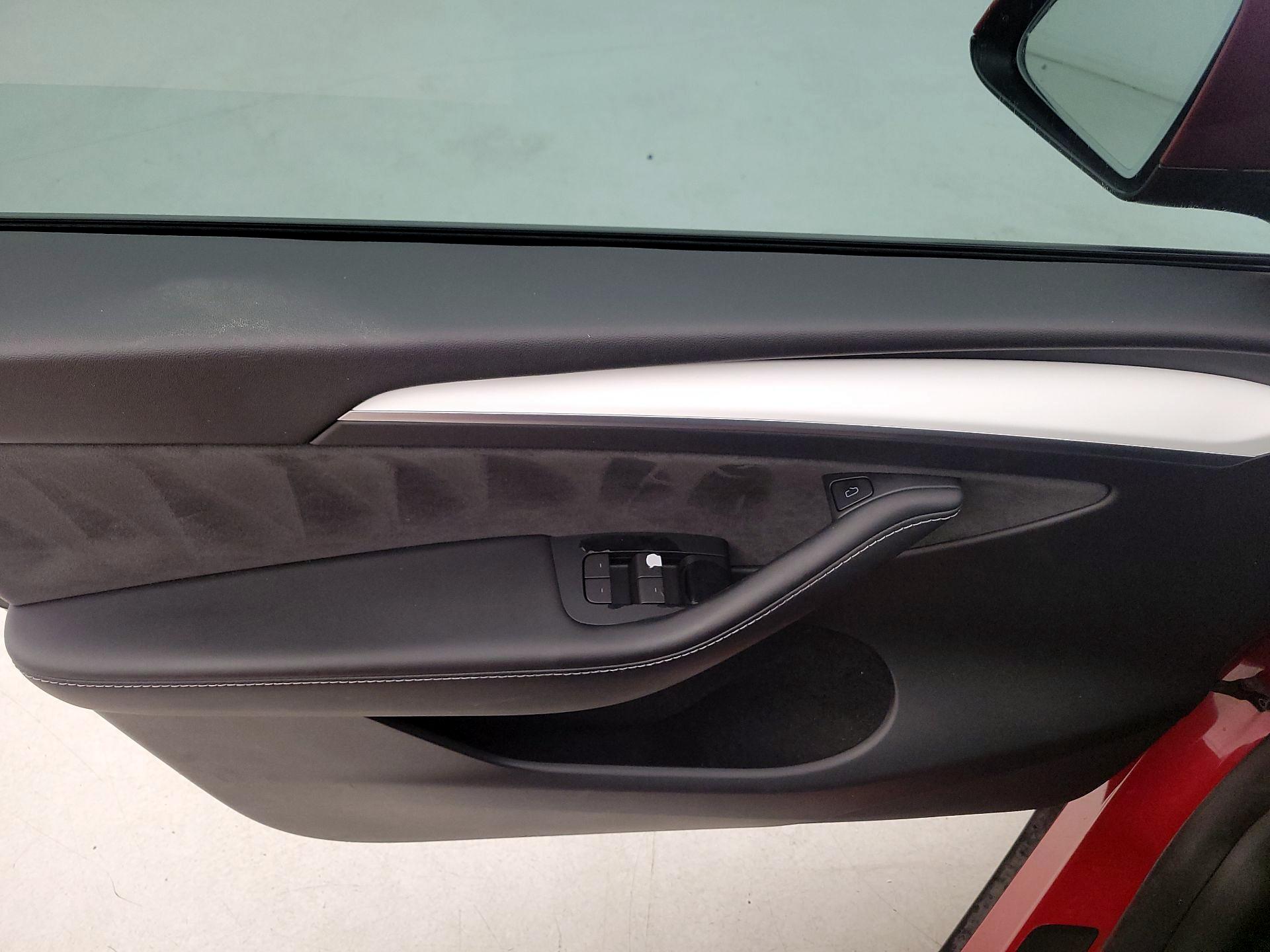 Thumbnail: 2023 Tesla Model Y - 12