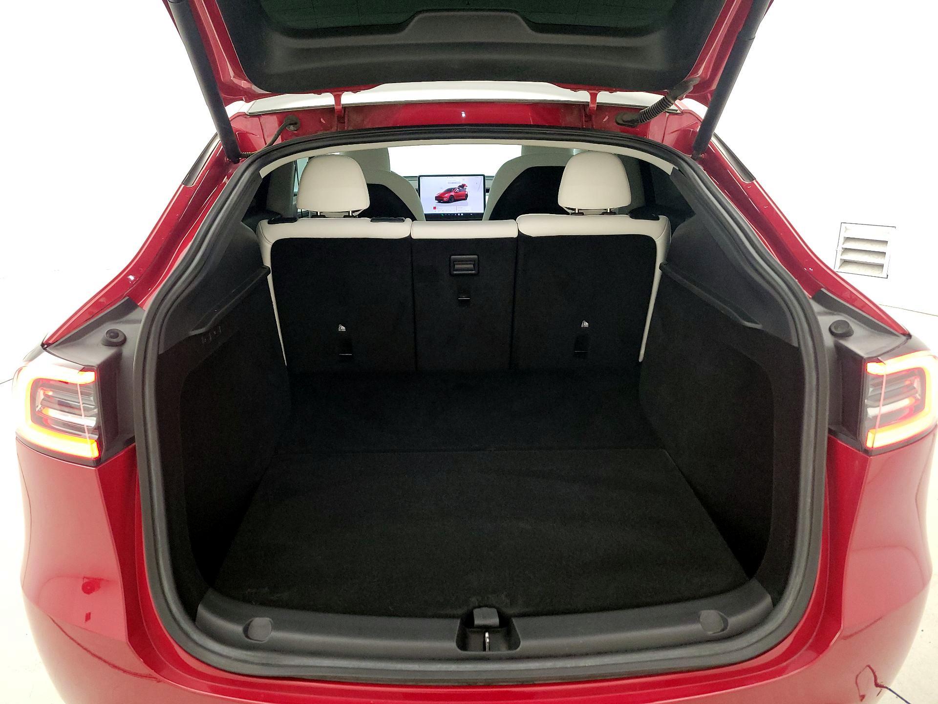 Thumbnail: 2023 Tesla Model Y - 20