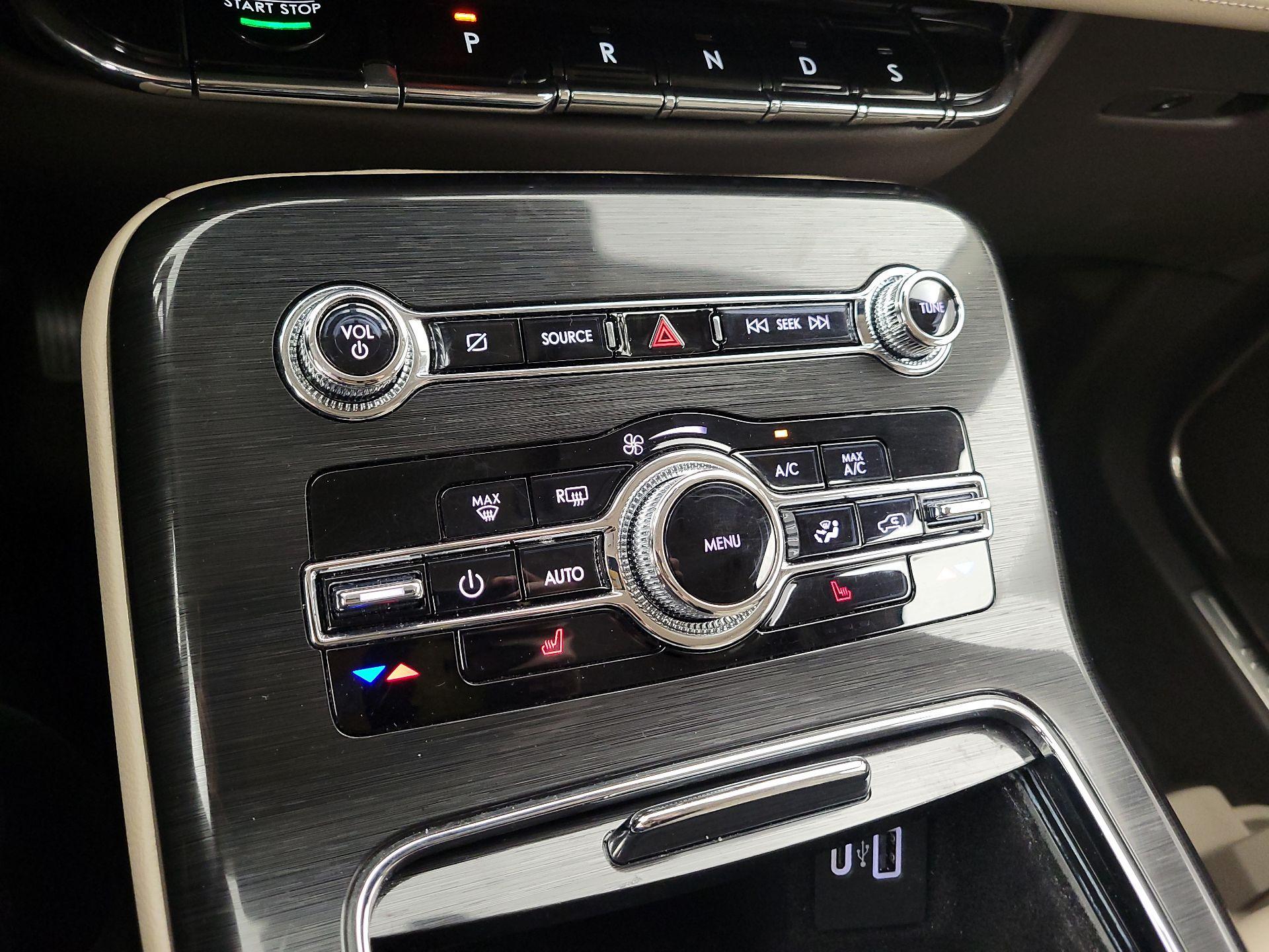 Thumbnail: 2021 Lincoln Nautilus - 17