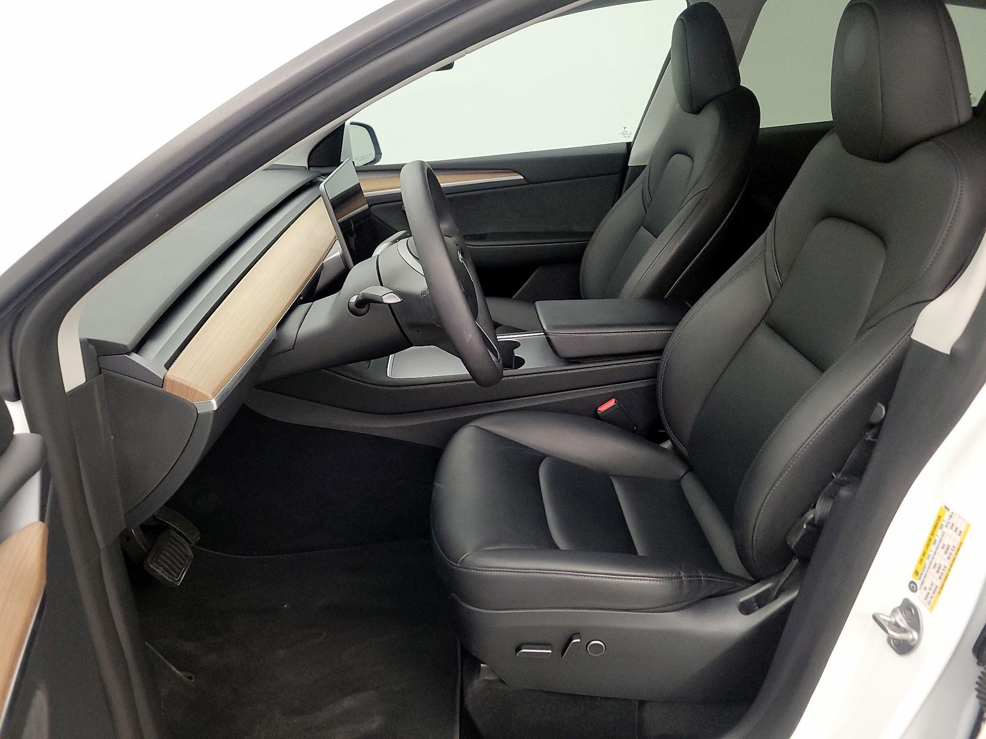 Thumbnail: 2023 Tesla Model Y - 11