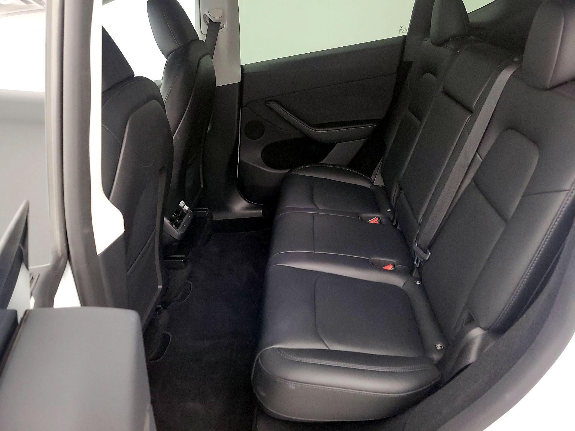 Thumbnail: 2023 Tesla Model Y - 18