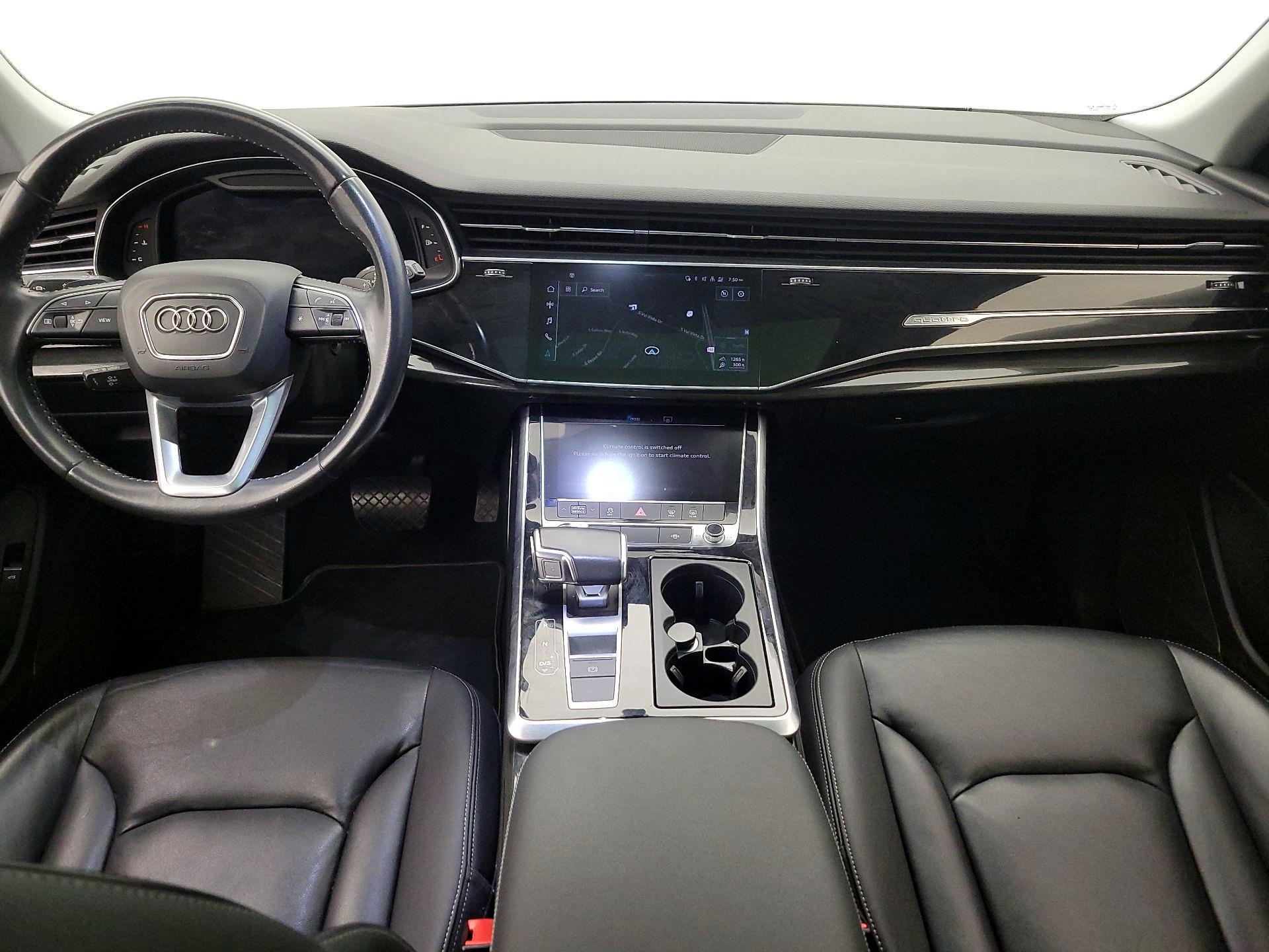 Thumbnail: 2021 Audi Q8 - 9