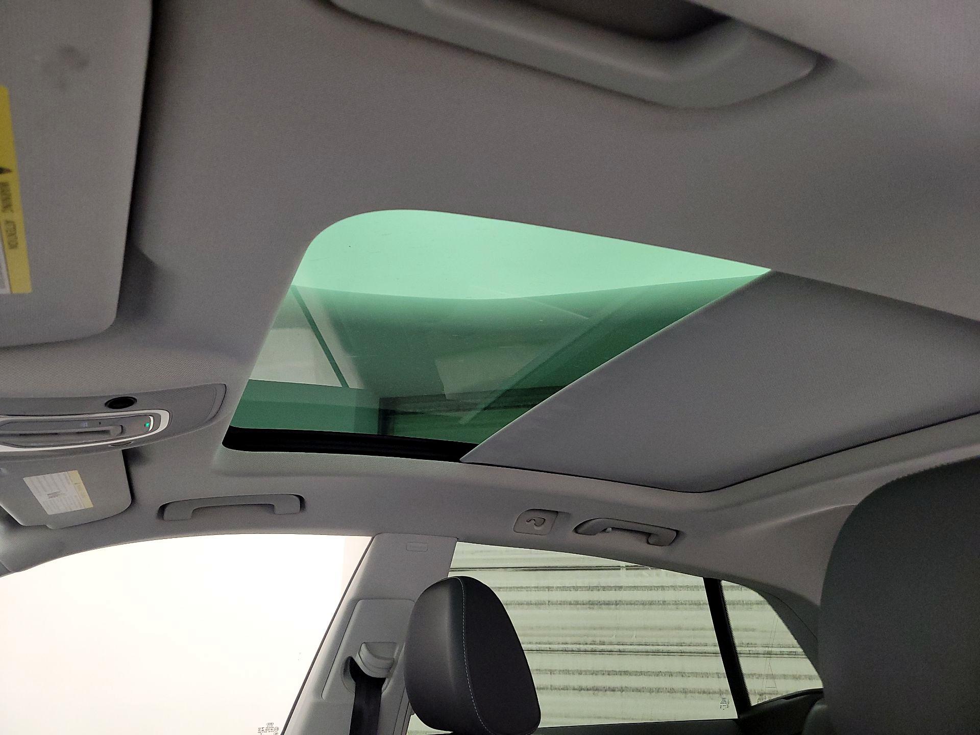 Thumbnail: 2021 Audi Q8 - 20