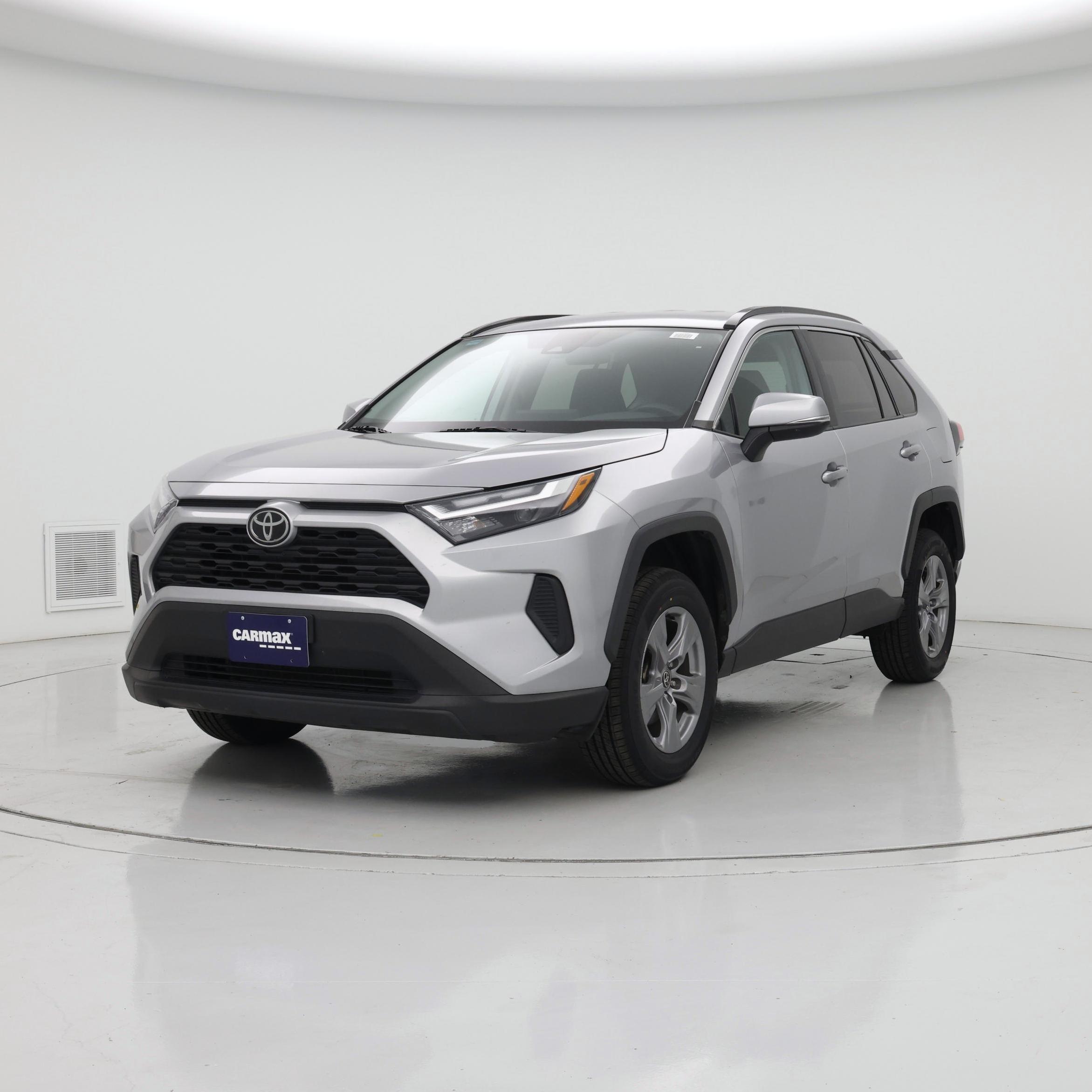 Thumbnail: 2022 Toyota RAV4 - 4