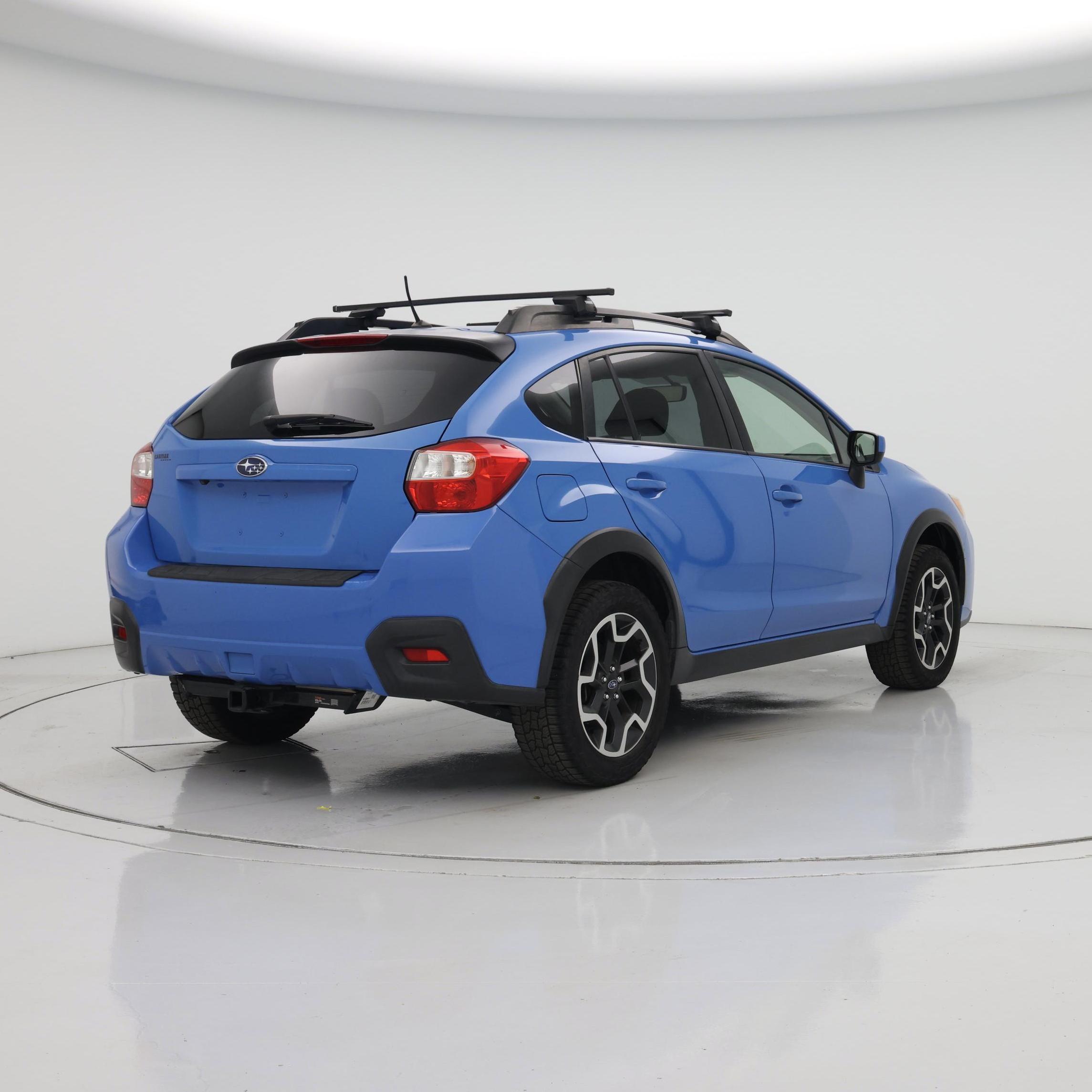 Thumbnail: 2017 Subaru Crosstrek - 8